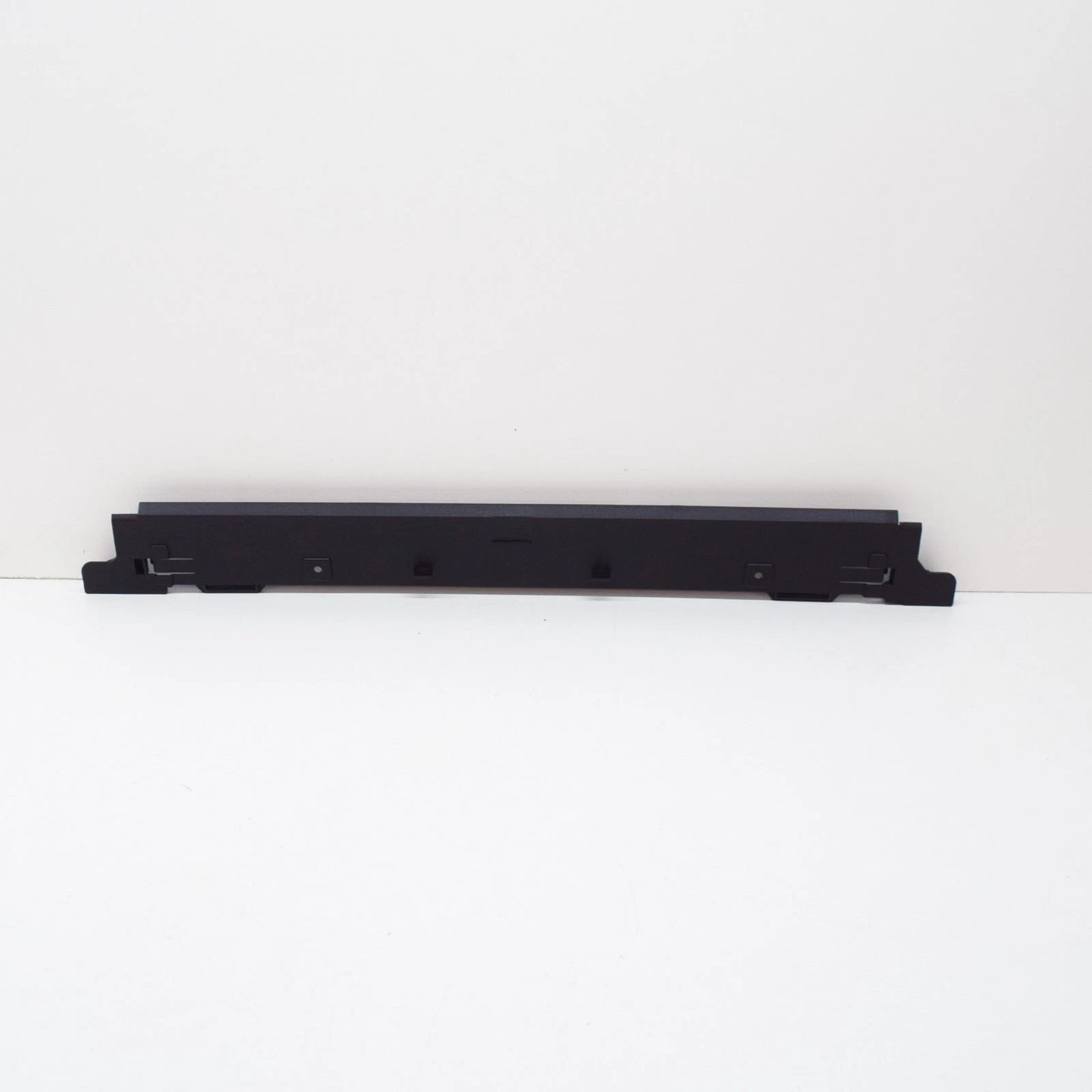 NEW BMW M4 F82 FRONT RADIATOR UPPER SEAL TRIM 17117848788 7848788 2016 ORIGINAL