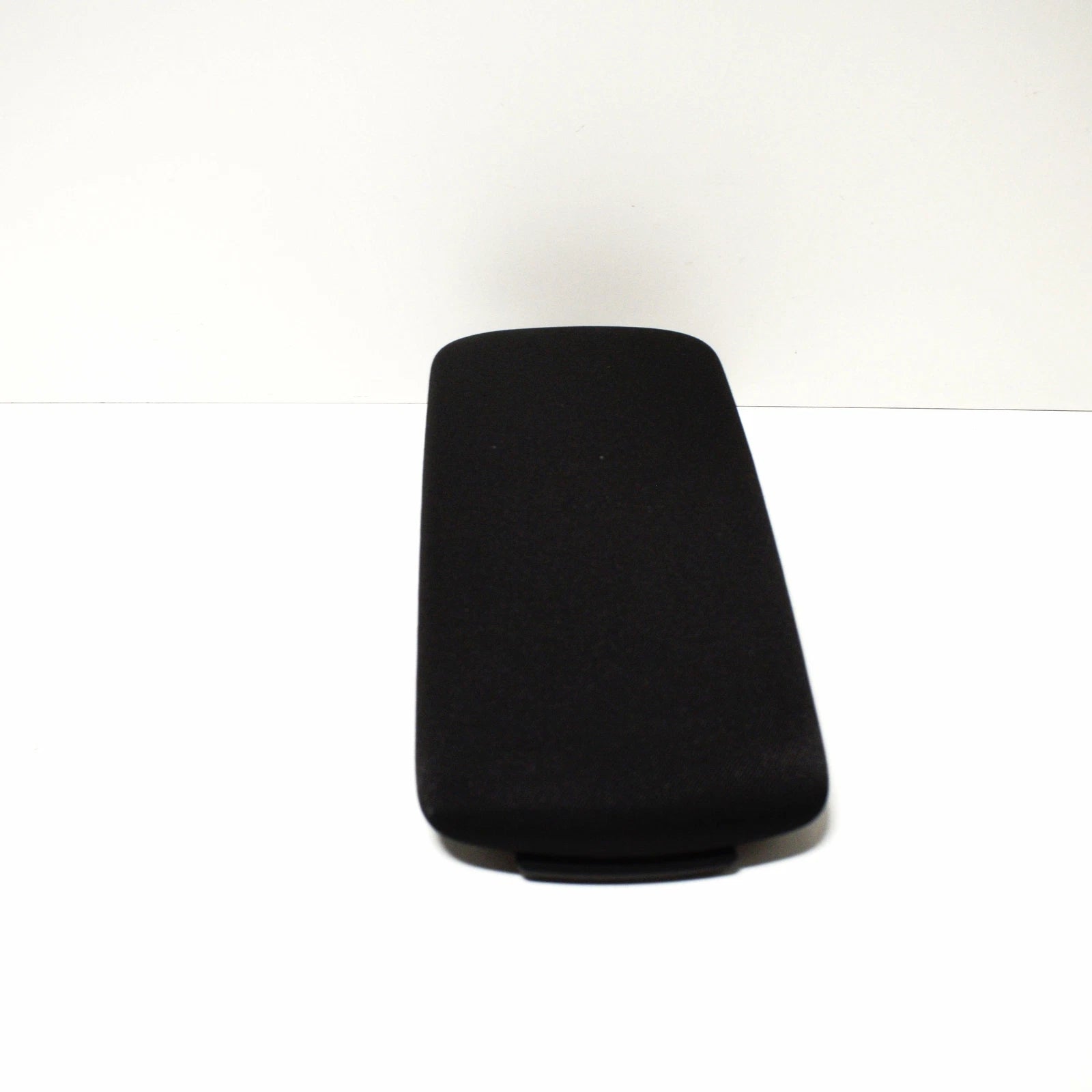 NEW AUDI A1 8X1 CENTER CONSOLE ARMREST UPPER PART 8X0864245BFH4