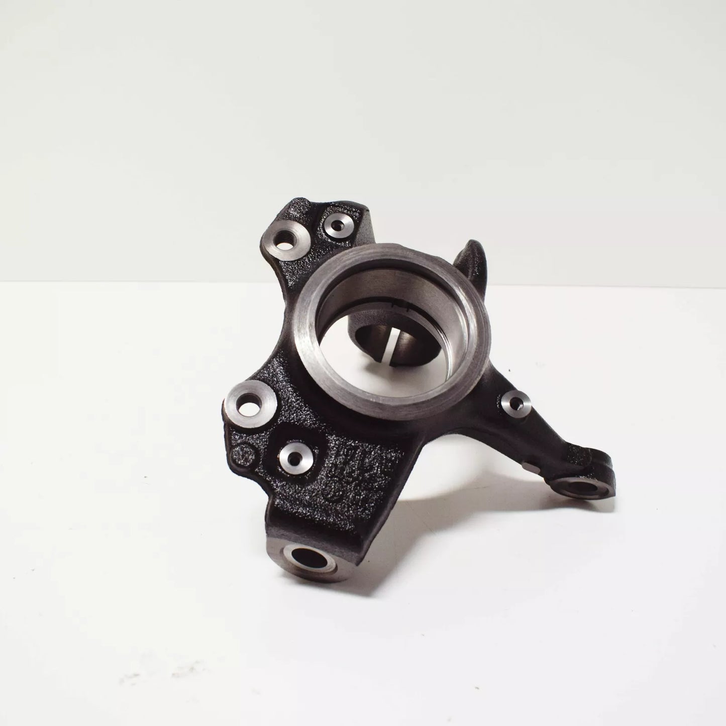 NEW AUDI A1 8X1 FRONT LEFT WHEEL KNUCLE SPINDLE 6C0407255 ORIGINAL