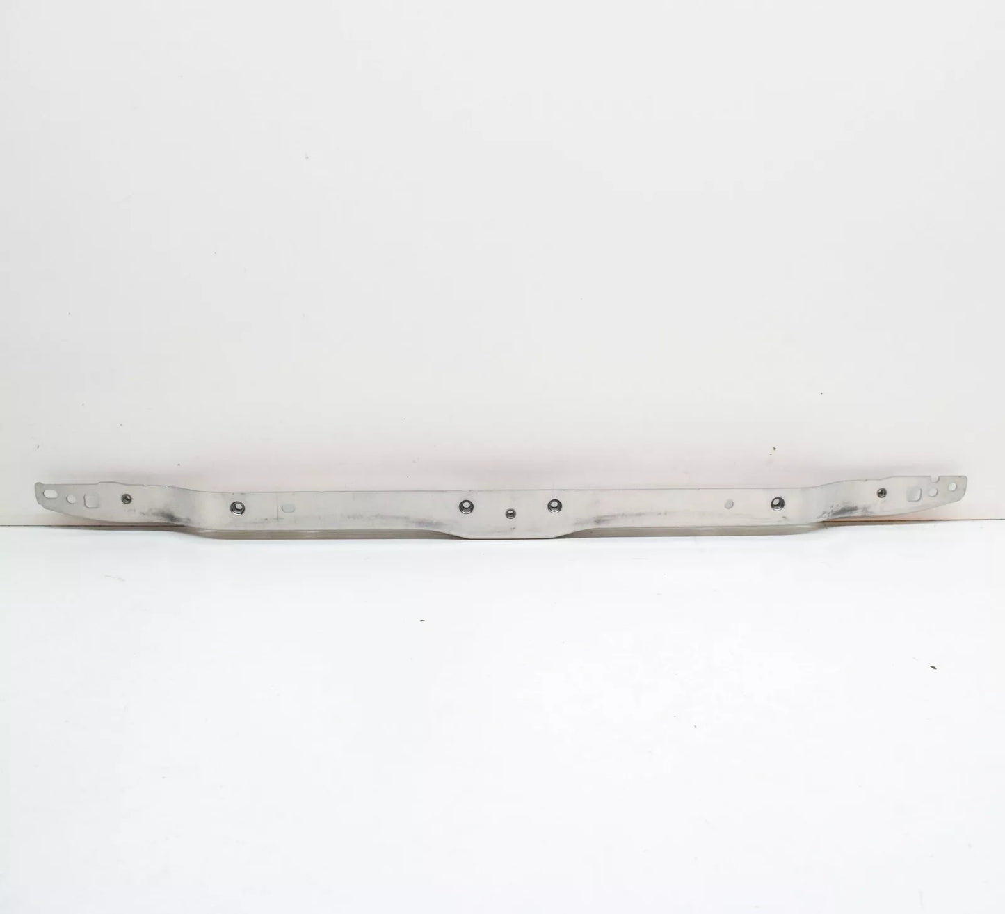 NEW BMW 3 G20 FRONT CENTER UPPER RADIATOR SUPPORT CONNECTION 51647422285