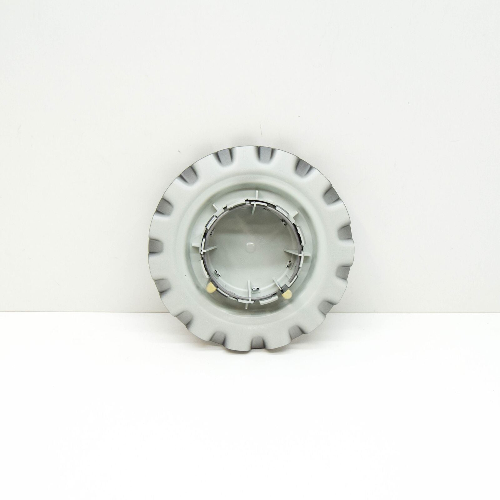 NEW MERCEDES-BENZ GLA H247 WHEEL HUB COVER CAP A00040069007756 ORIGINAL