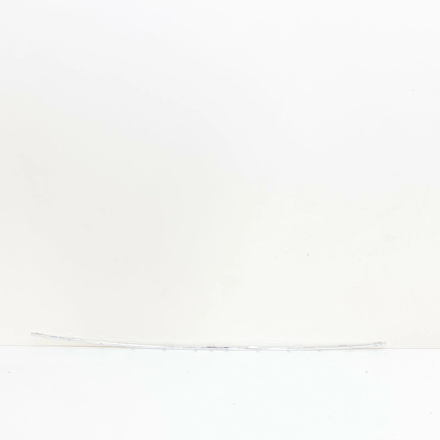 NEW BMW 5 E39 REAR BUMPER TRIM 51127005947 7005947 ORIGINAL