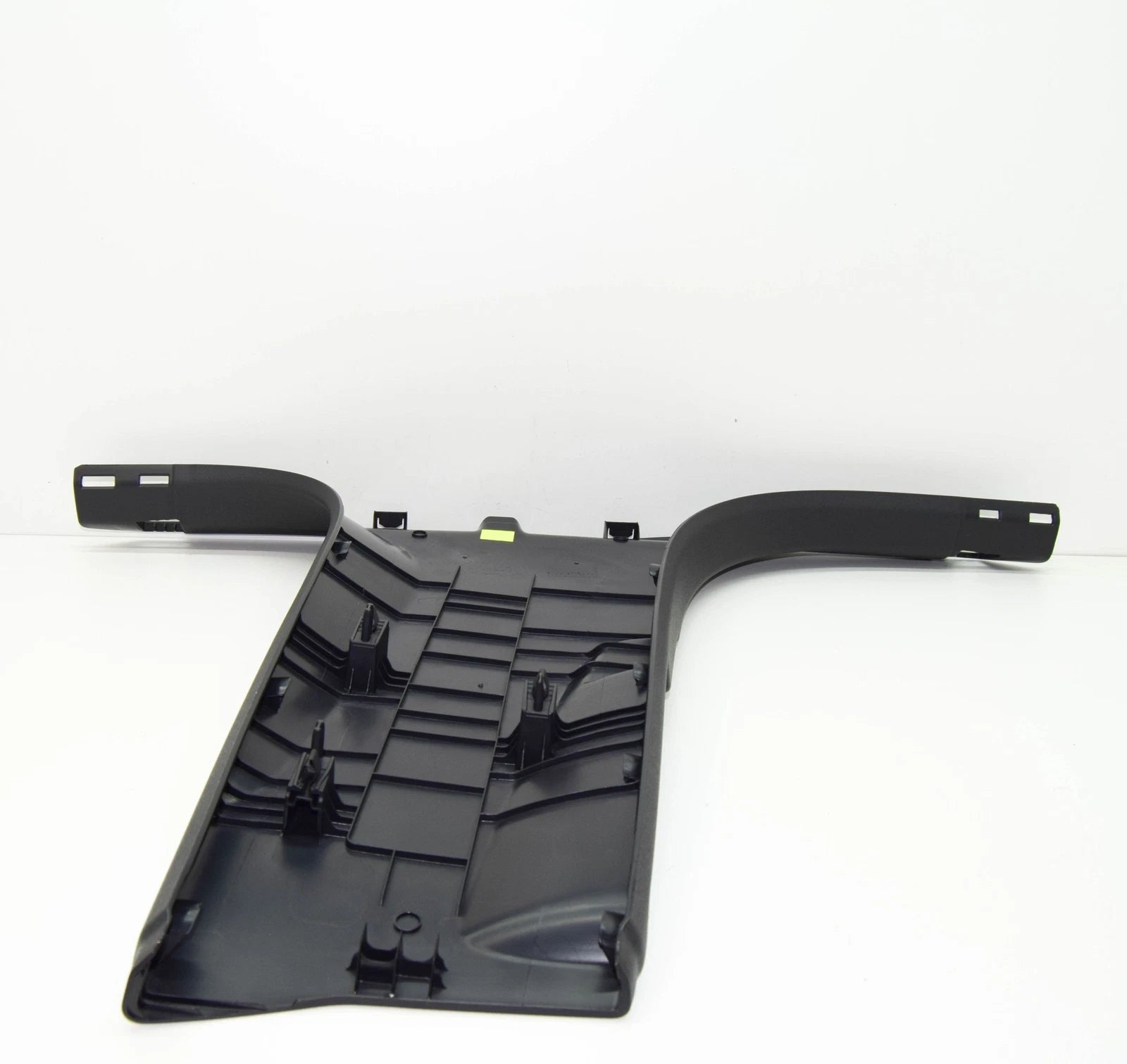 NEW AUDI A3 SPORTBACK 8YA LEFT SIDE B PILLAR LOWER TRIM 8Y0867239A4PK ORIGINAL