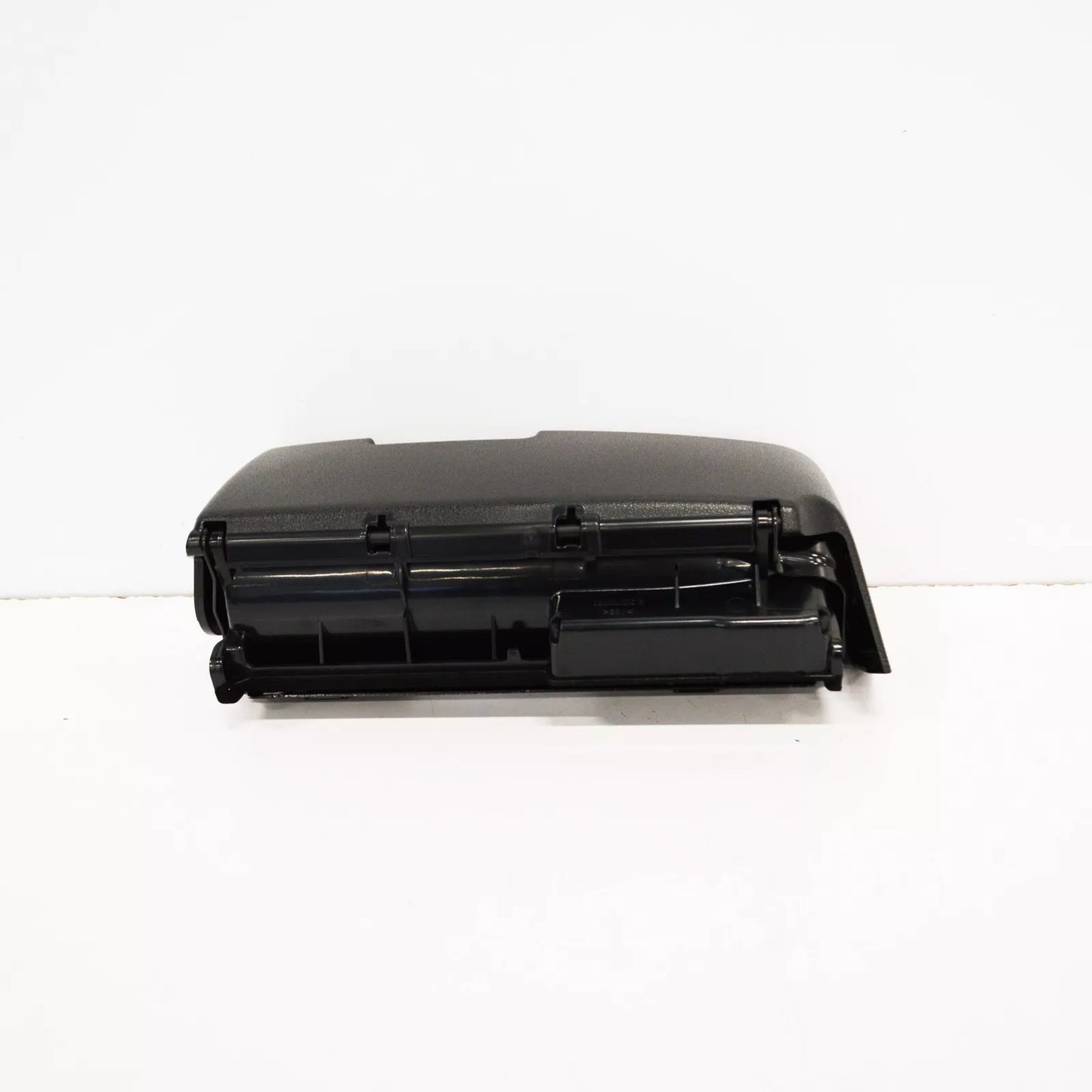 NEW MB E W212 DASH GLOVEBOX STORAGE COMPARTMENT A21281003049051 LHD