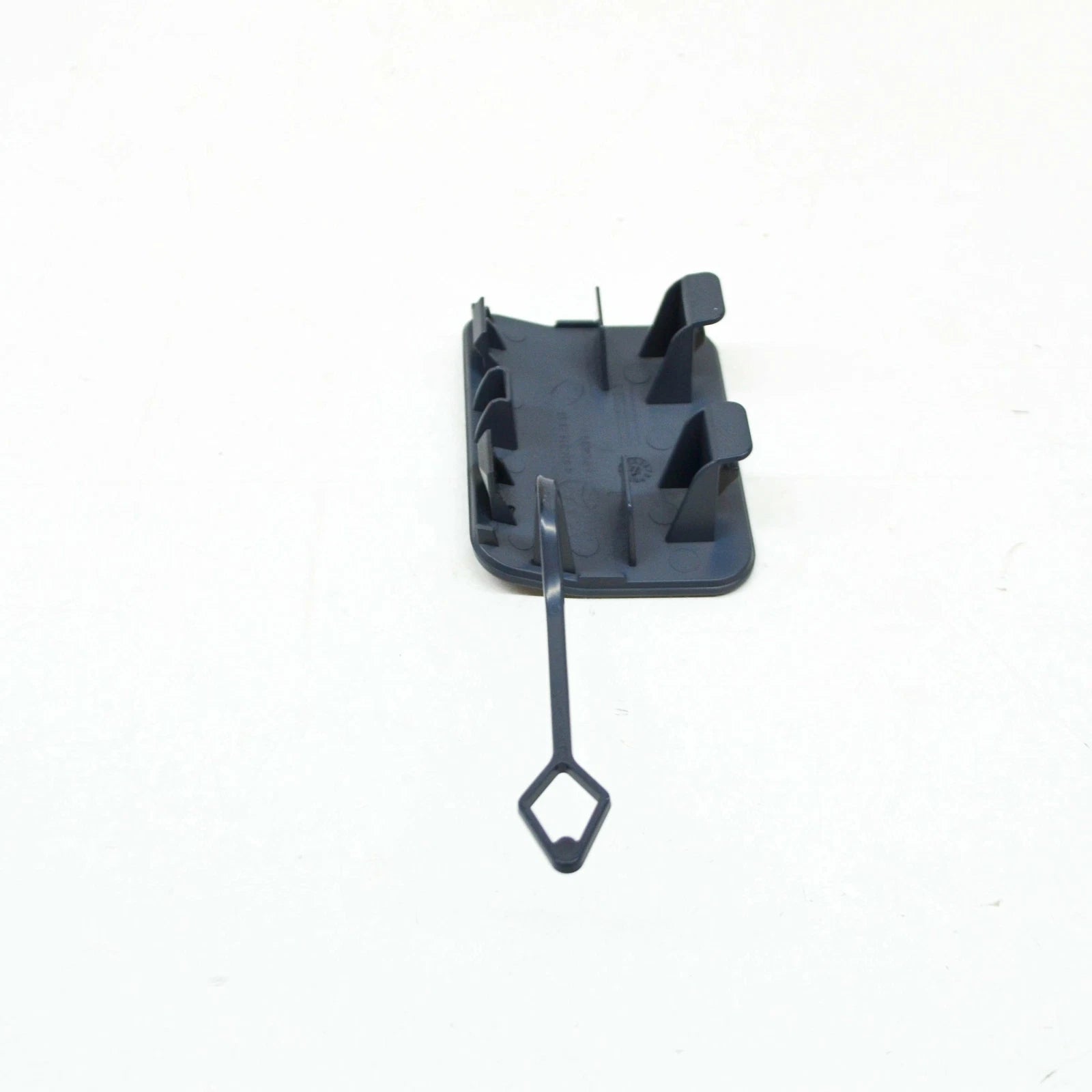 NEW MERCEDES-BENZ C W204 FRONT BUMPER TOW EYE COVER AMG A20488506269999 ORIGINAL