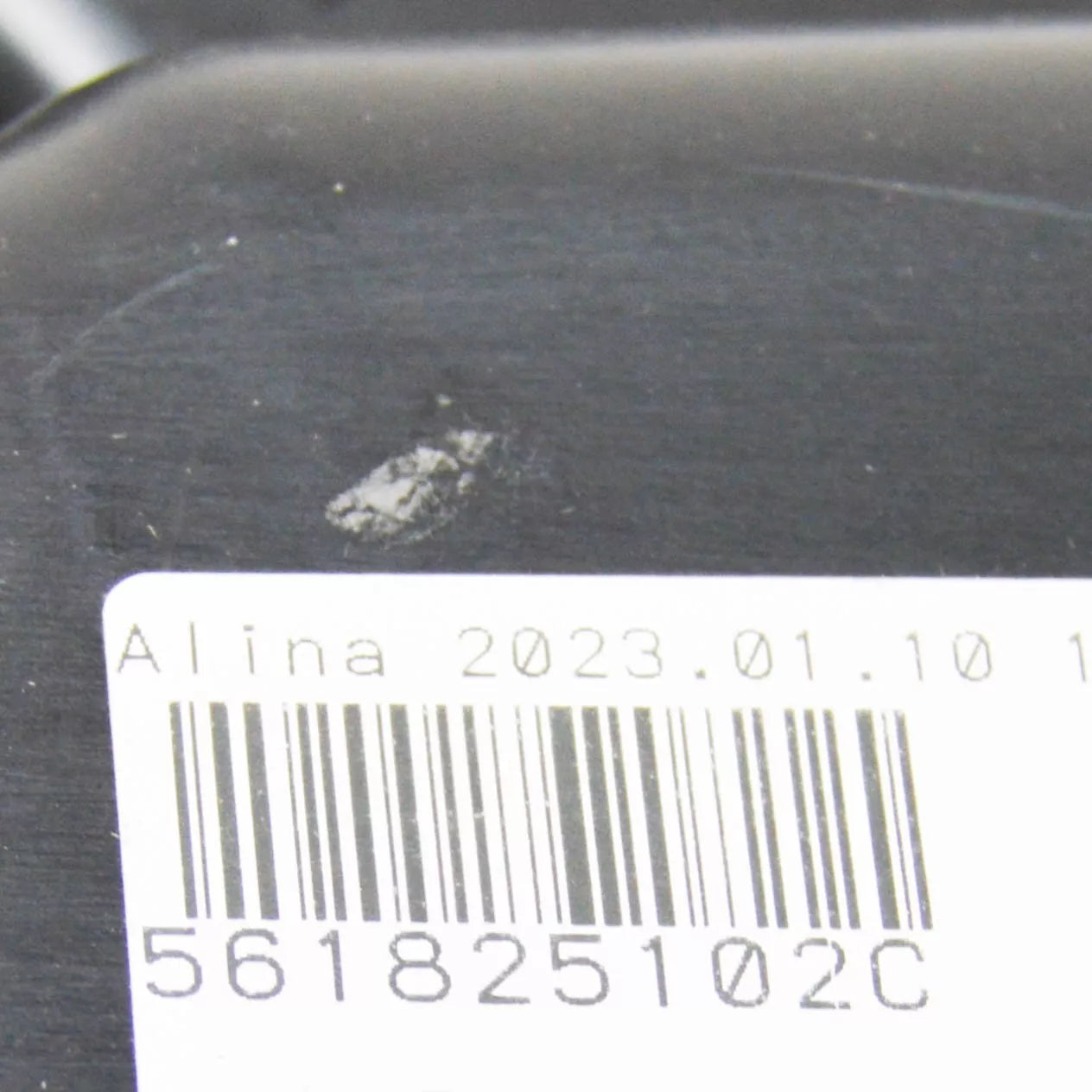 NEW VOLKSWAGEN PASSAT B8 RIGHT SIDE UNDERBODY COVER 561825102C