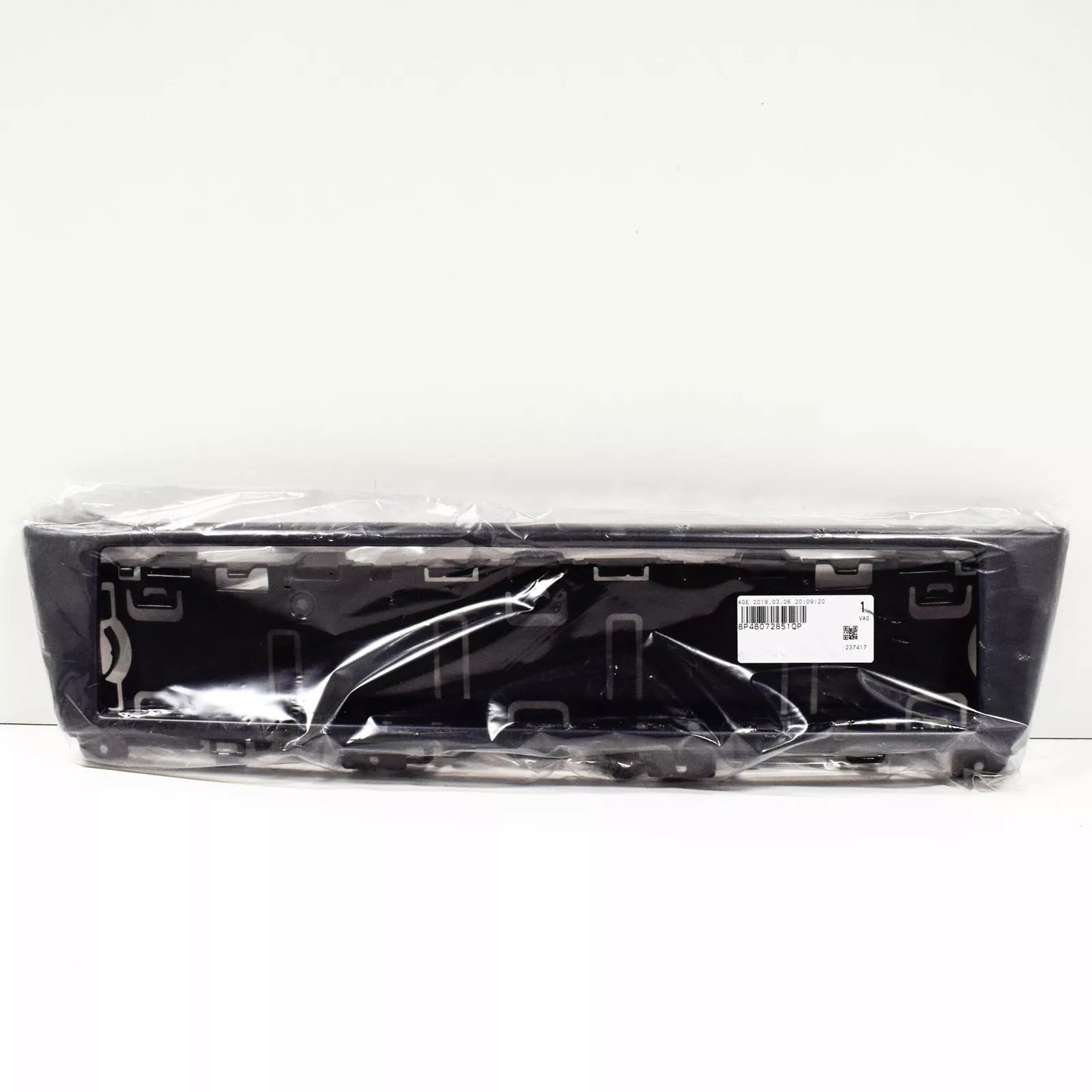 NEW AUDI A3 8P FRONT BUMPER LICENSE PLATE HOLDER BRACKET 8P48072851QP