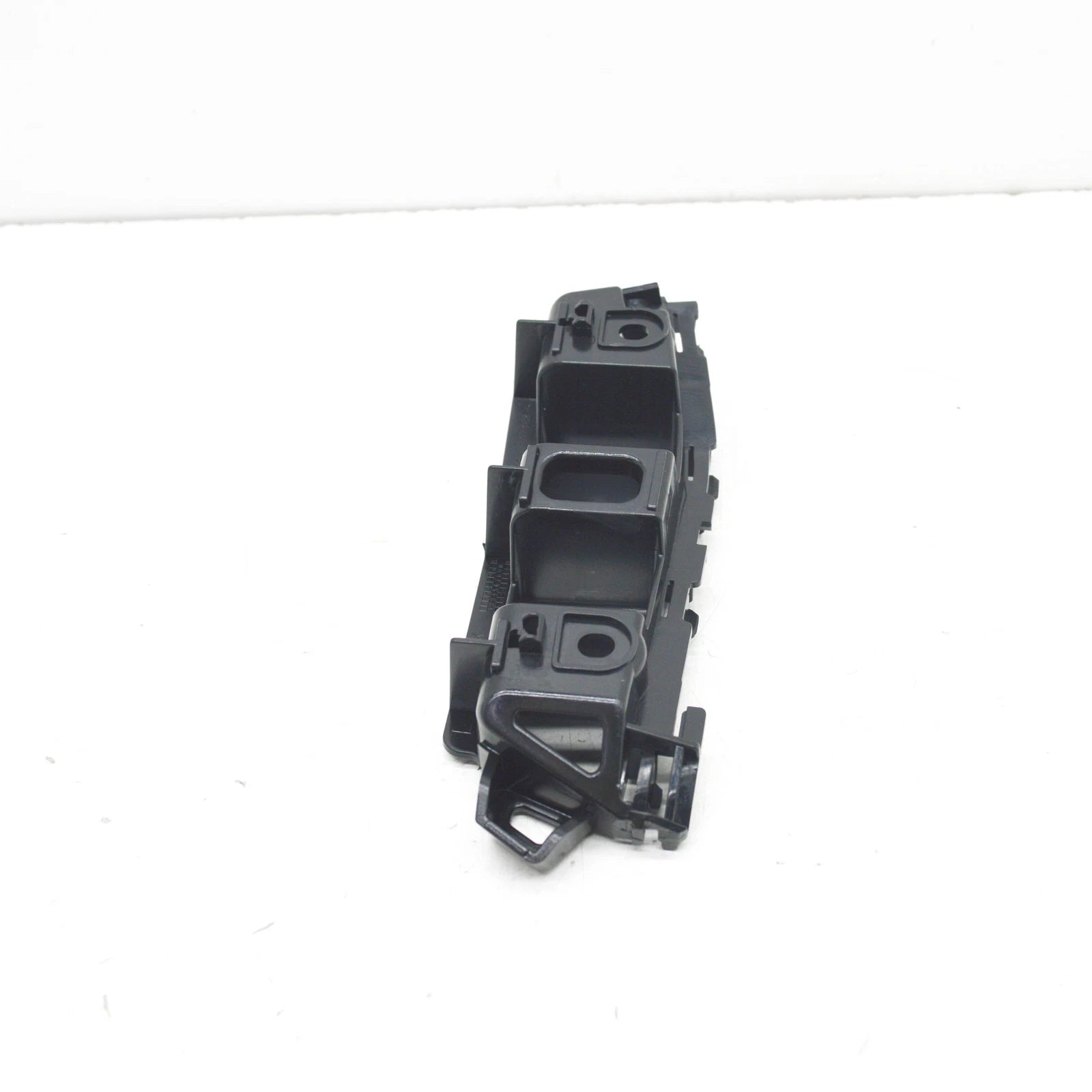 NEW VOLKSWAGEN TOUAREG 7P FRONT LEFT BUMPER BRACKET 7P6807183G