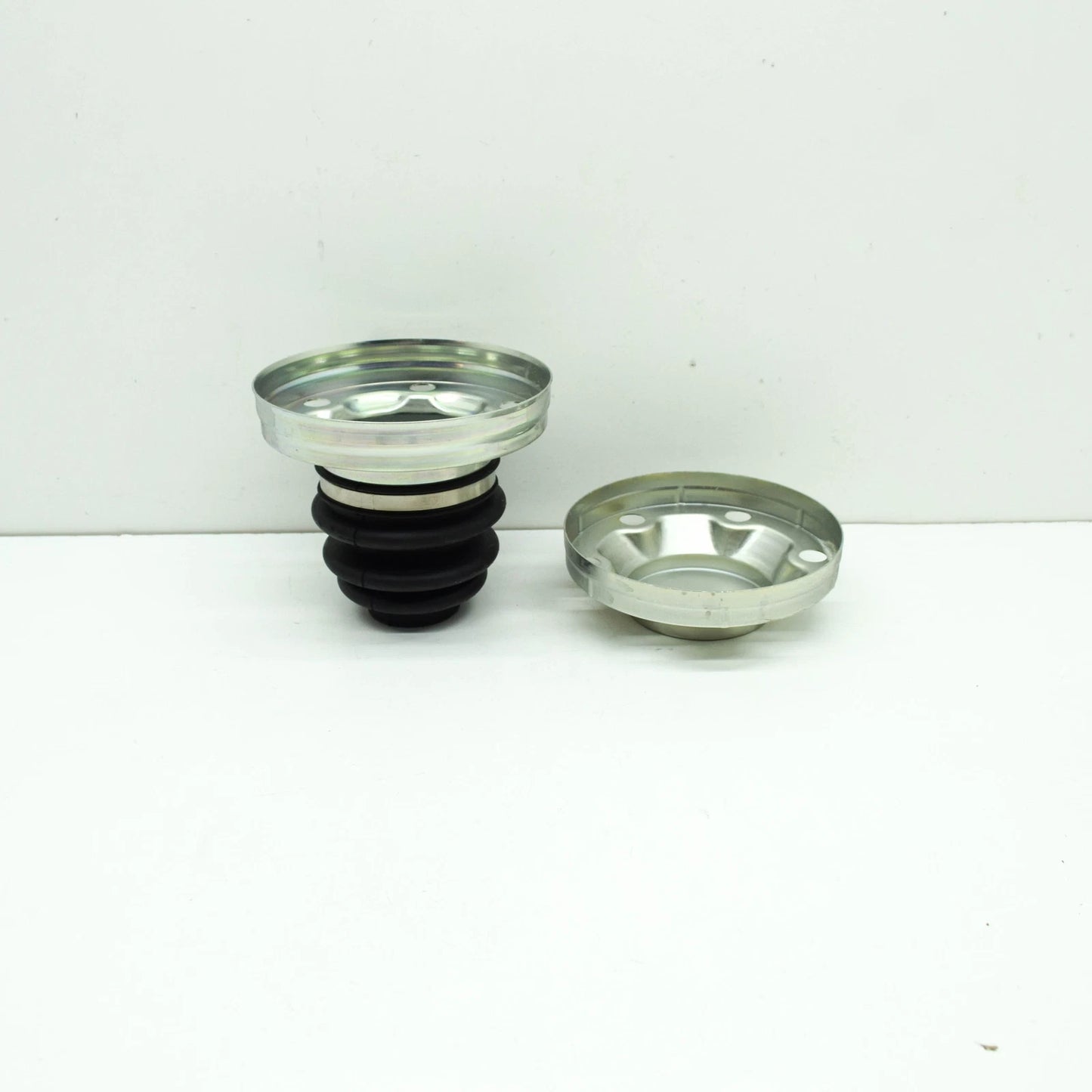 NEW BMW M5 E60 REAR AXLE INNER CV JOINT BOOT REPAIR KIT 33107840906 ORIGINAL