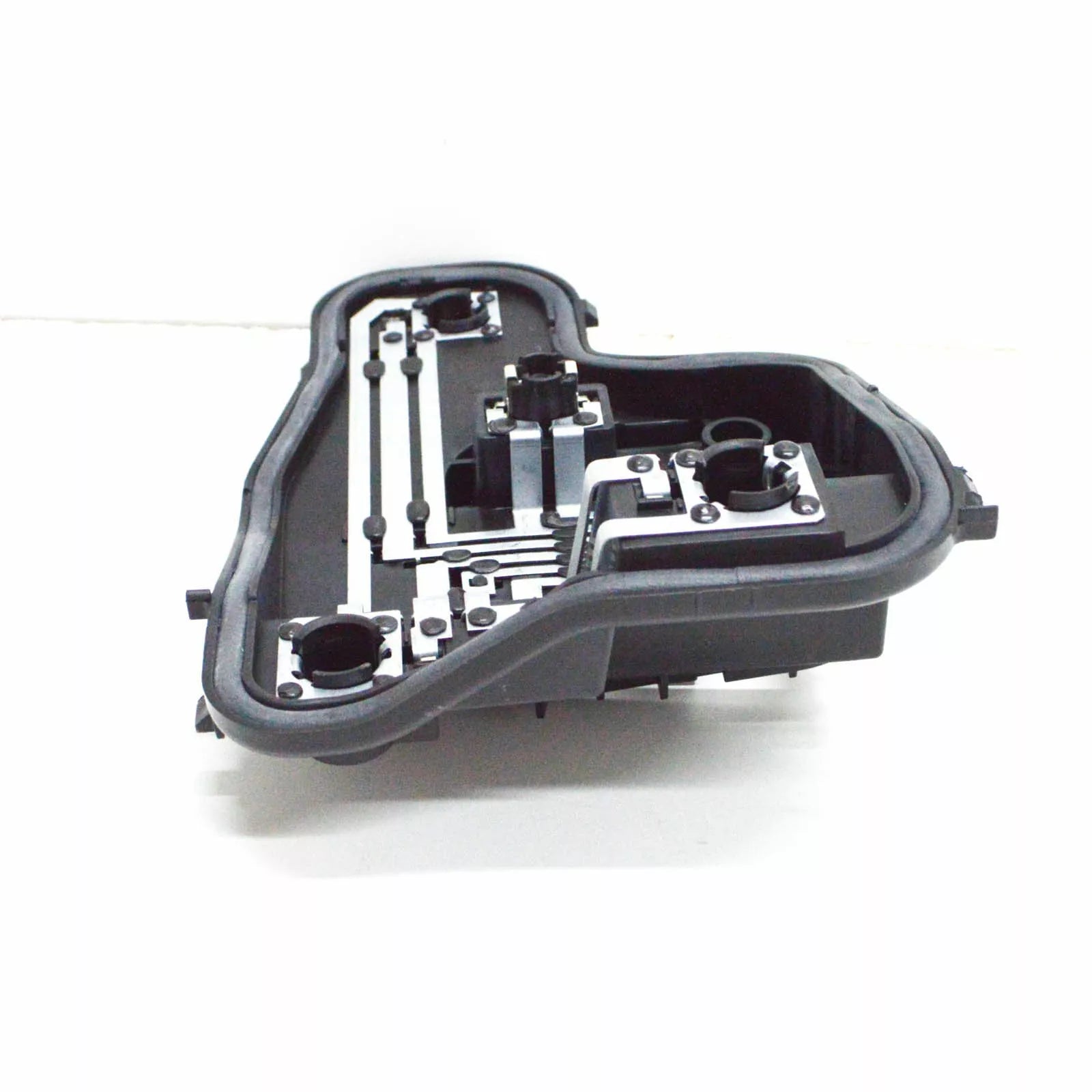 NEW VOLKSWAGEN POLO 6R REAR LEFT TAILLIGHT BULB HOLDER 6R0945257B