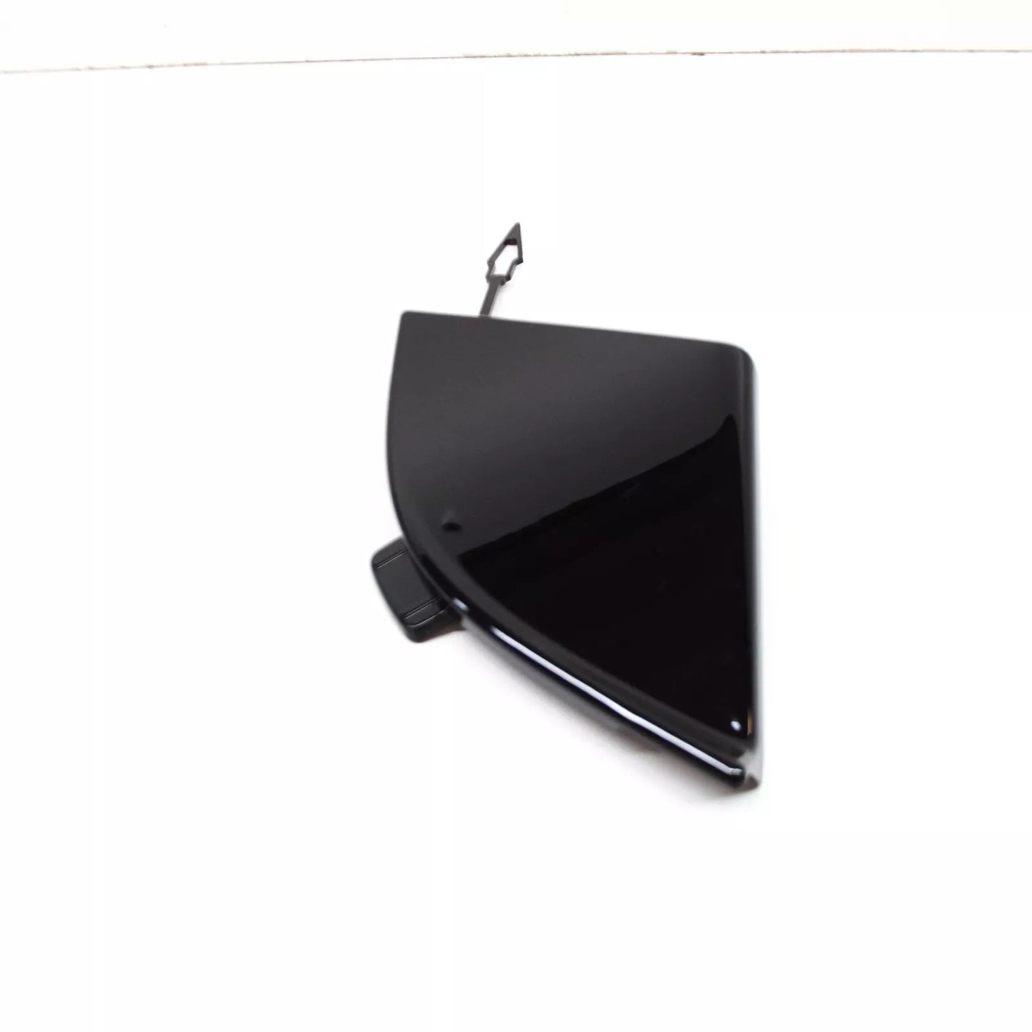 NEW BMW X6 G06 M FRONT BUMPER TOW HOOK EYE COVER 51118069921 ORIGINAL