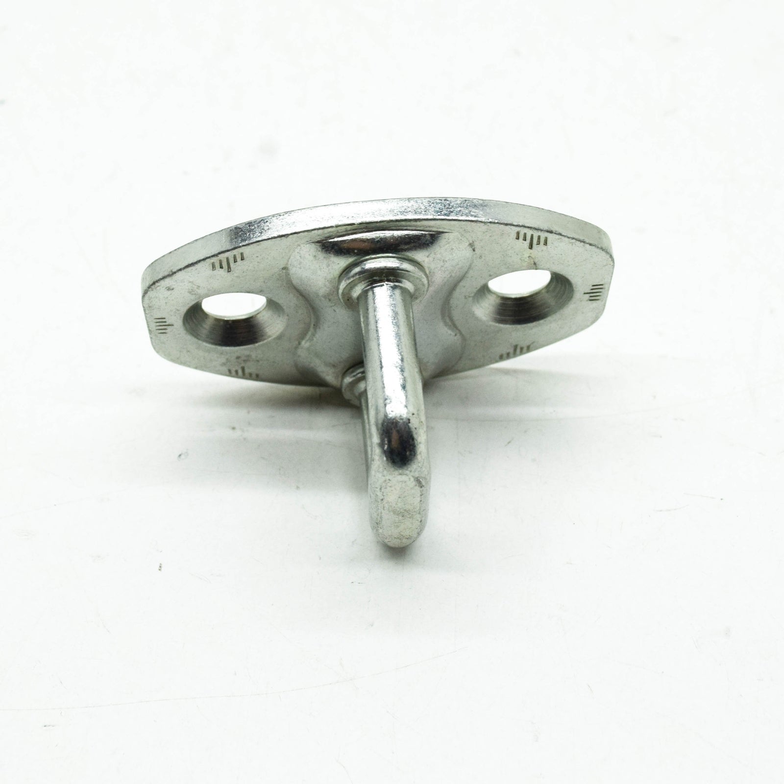 NEW MERCEDES-BENZ VITO W639 REAR DOOR LOCK STRIKER A0007200204 ORIGINAL