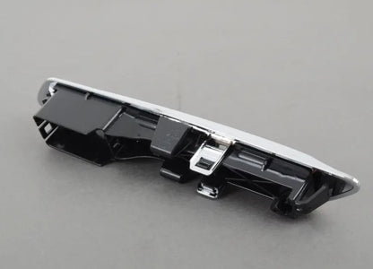 NEW BMW 5 F10 FRONT LEFT SIDE PANEL FINISHER 51137336647 7336647 ORIGINAL