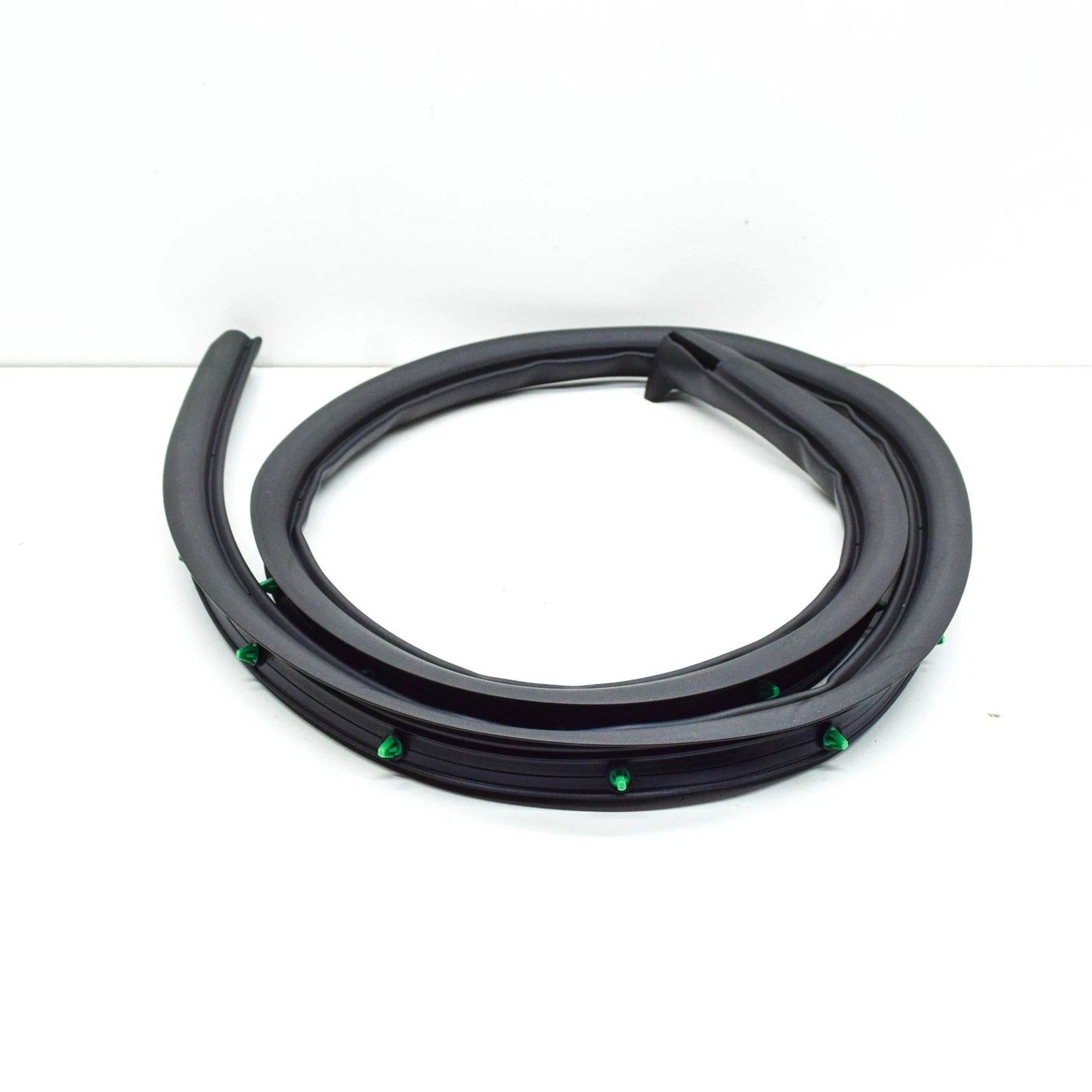 NEW AUDI E-TRON SPORTBACK GEA LEFT SIDE PANEL SILL SEAL 4KE833177B ORIGINAL