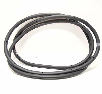 NEW VOLKSWAGEN TIGUAN MK1 FRONT RIGHT DOOR SEAL LOWER 5N0837702A5AP