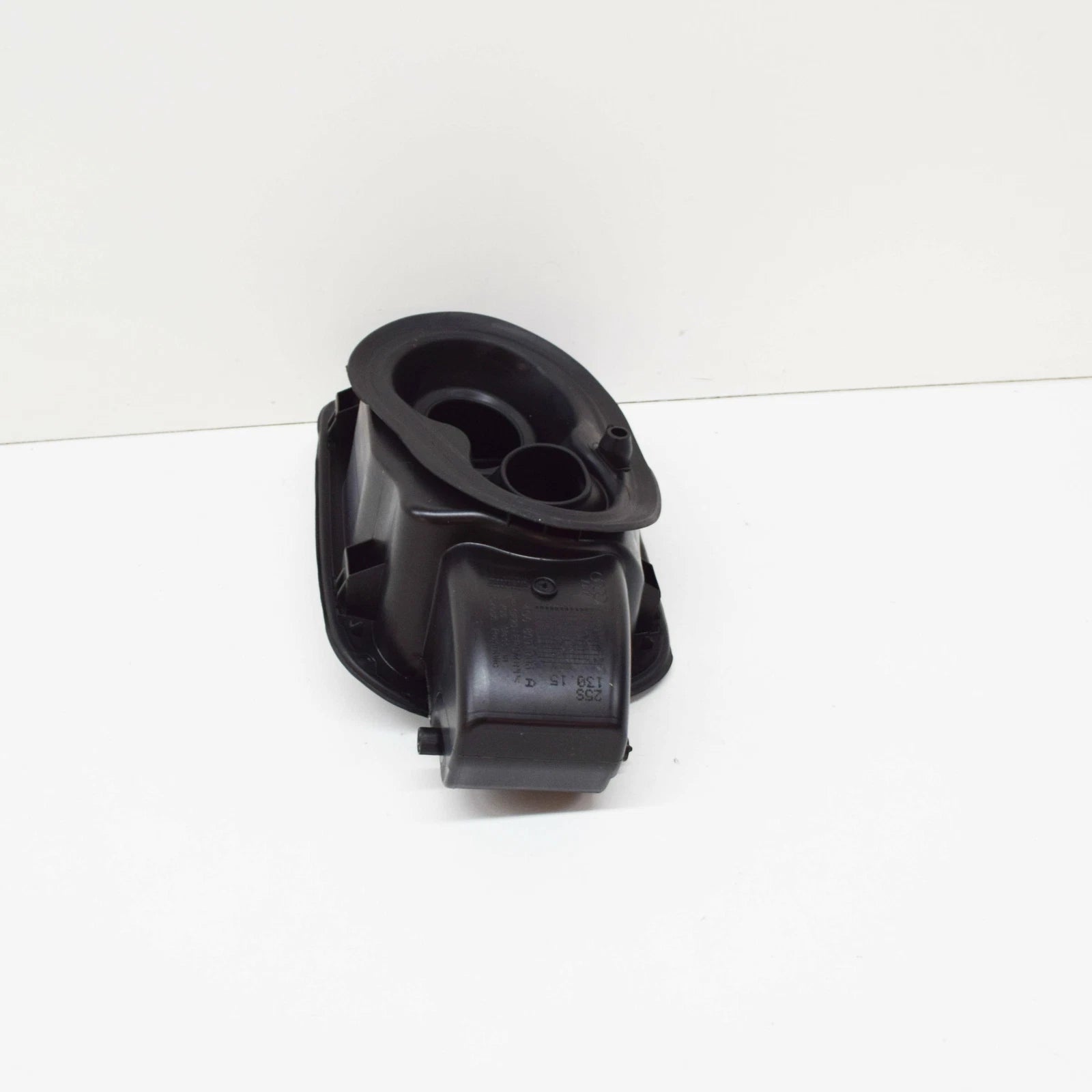 NEW AUDI A6 C7 FUEL FILLER FLAP INSERT 4G0809906A