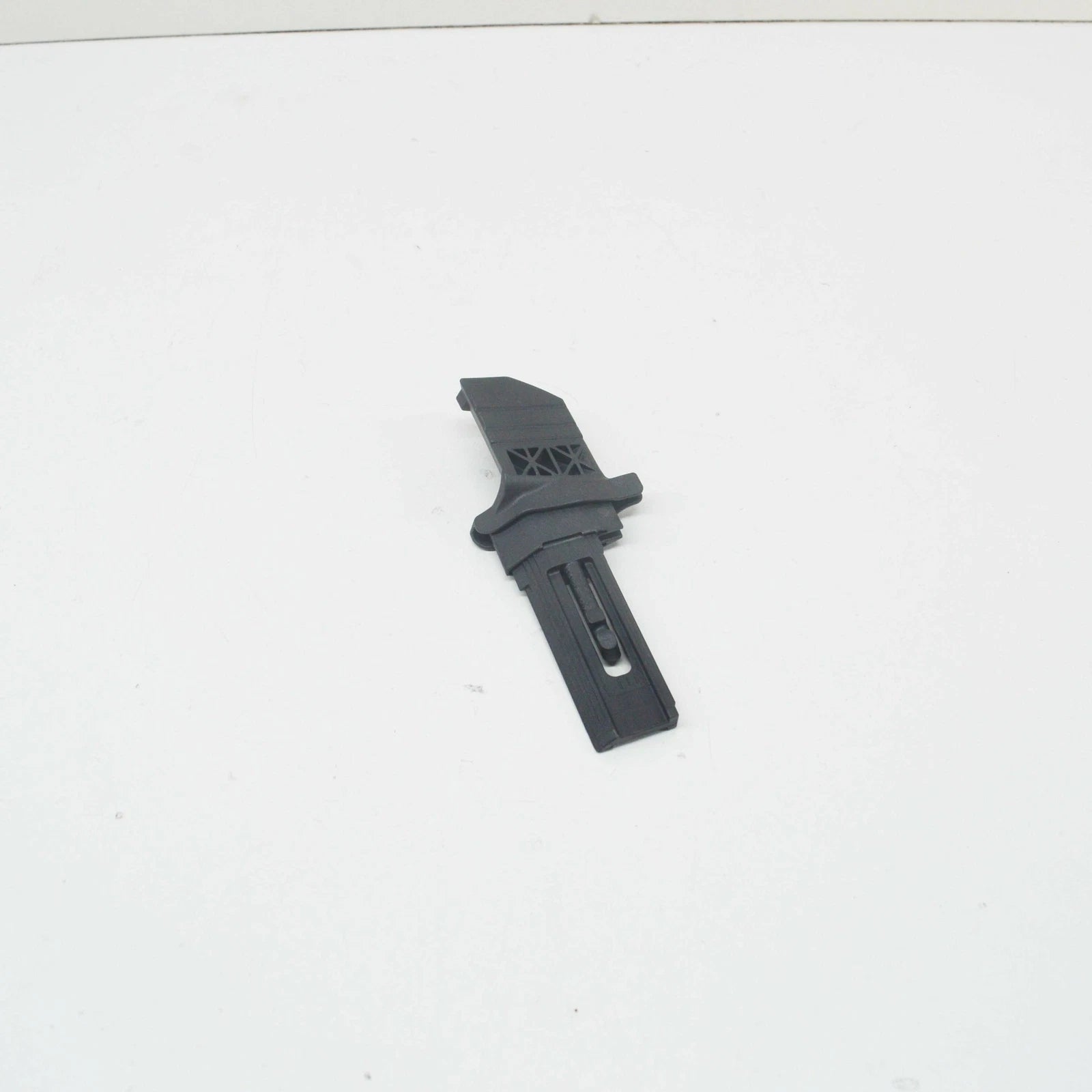 NEW VW PASSAT VARIANT B7 LUGGAGE COVER BLIND LEFT HOOK 3AF867899A ORIGINAL