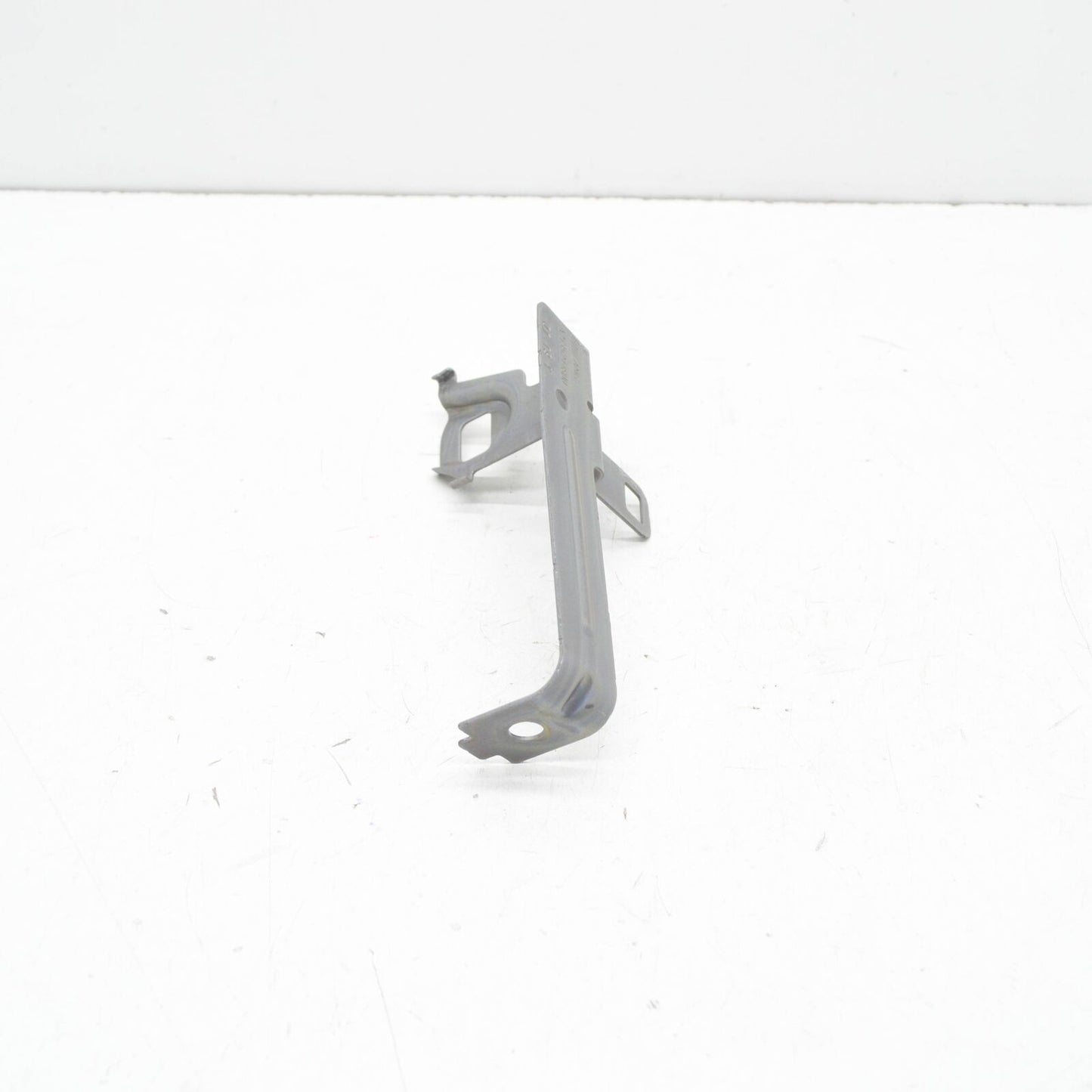 NEW MERCEDES-BENZ E W213 FRONT RIGHT ENGINE LINING BRACKET A2135244800 ORIGINAL