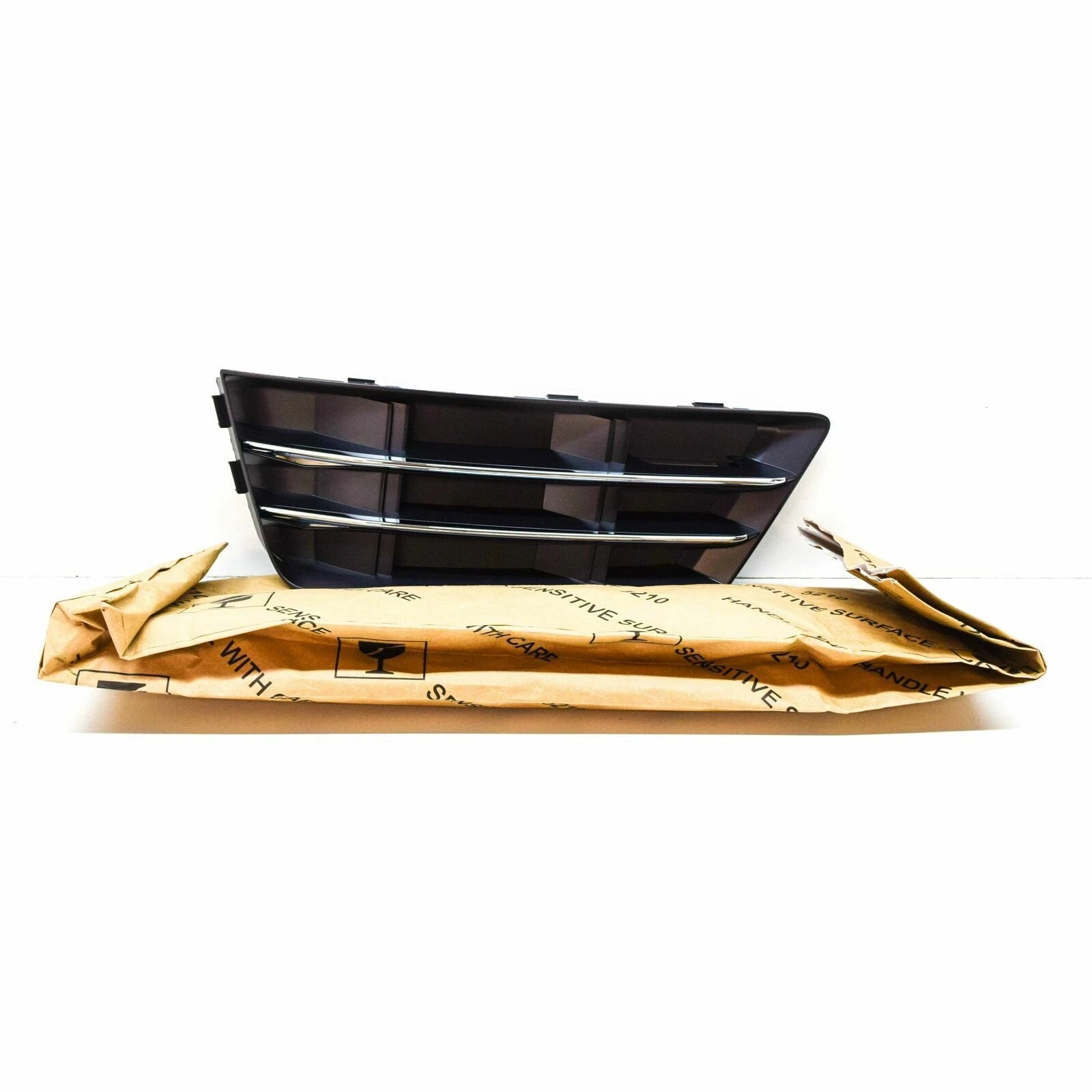 NEW AUDI A4 B9 FRONT BUMPER LEFT GRILLE 8W0807681RRU6 2017 ORIGINAL