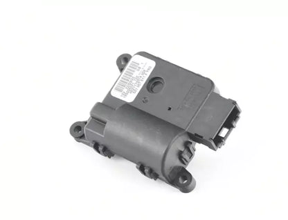 NEW VOLKSWAGEN PASSAT B8 DEFROSTER FLAP SERVOMOTOR 561907511E ORIGINAL