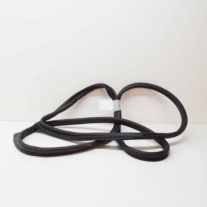 NEW MERCEDES-BENZ E-CLASS W211 FRONT LEFT DOOR SEAL A2117200178 ORIGINAL