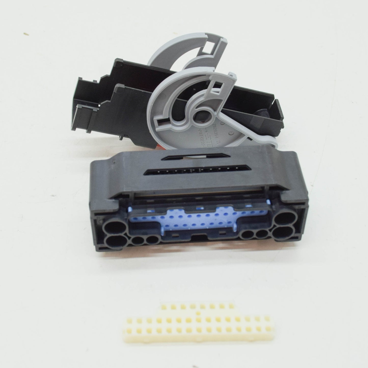 NEW VW TIGUAN AD MK2 LOCKING MECHANISM FLAT HOUSING CONTACT 4M0998046 ORIGINAL