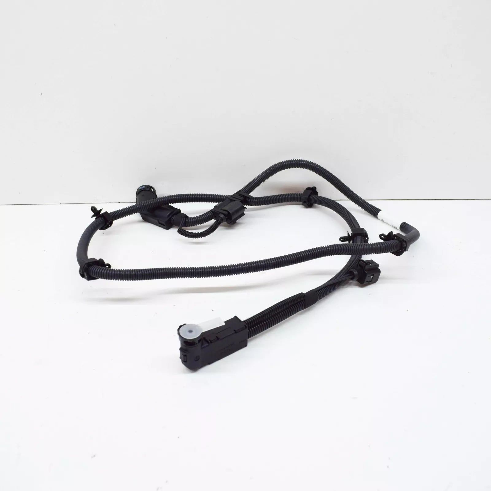 NEW VOLKSWAGEN ARTEON 3H7 REAR ADBLUE SUPPLY LINE 3Q0131983L