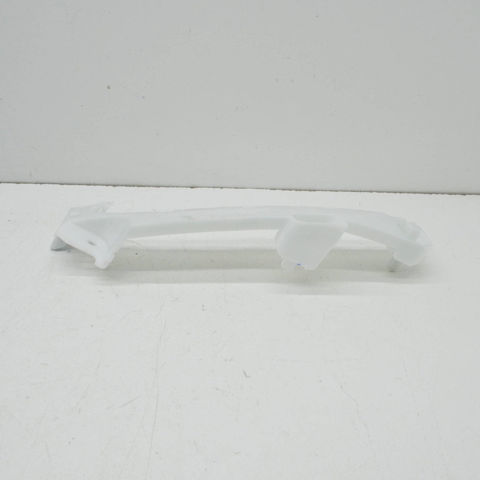 new ford ranger t6 mk3 front left bumper to wing bracket mount 1745269 original