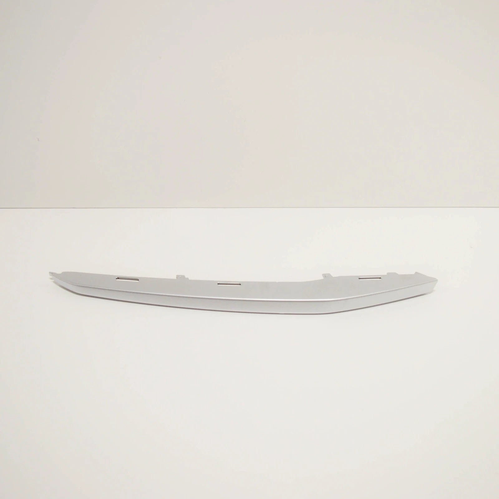 NEW BMW 3 F30 FRONT BUMPER LEFT FINISHER ROD 51117396835 7396835 2016 ORIGINAL