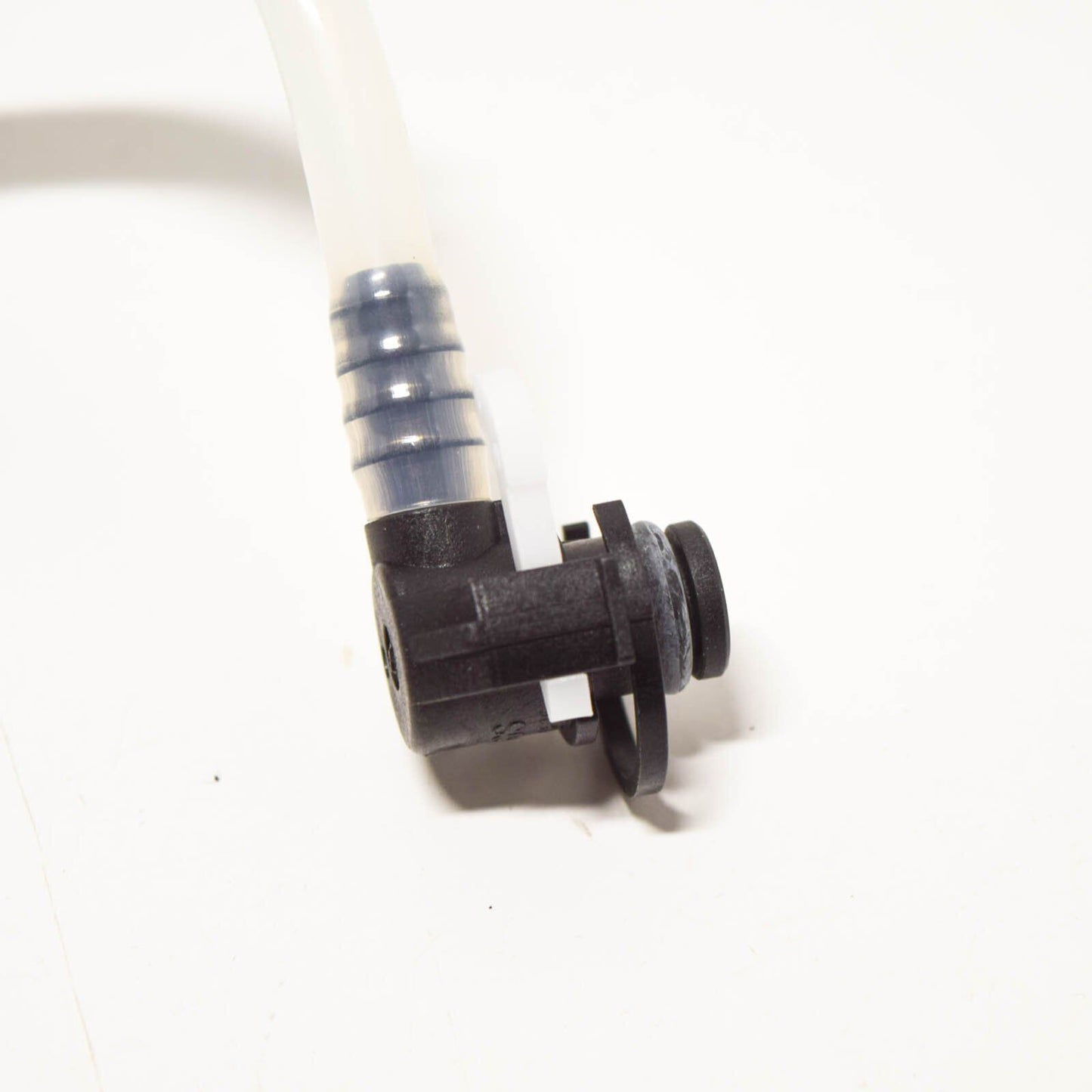 NEW MERCEDES-BENZ SPRINTER 903 FUEL PIPE LINE A6110701932 ORIGINAL