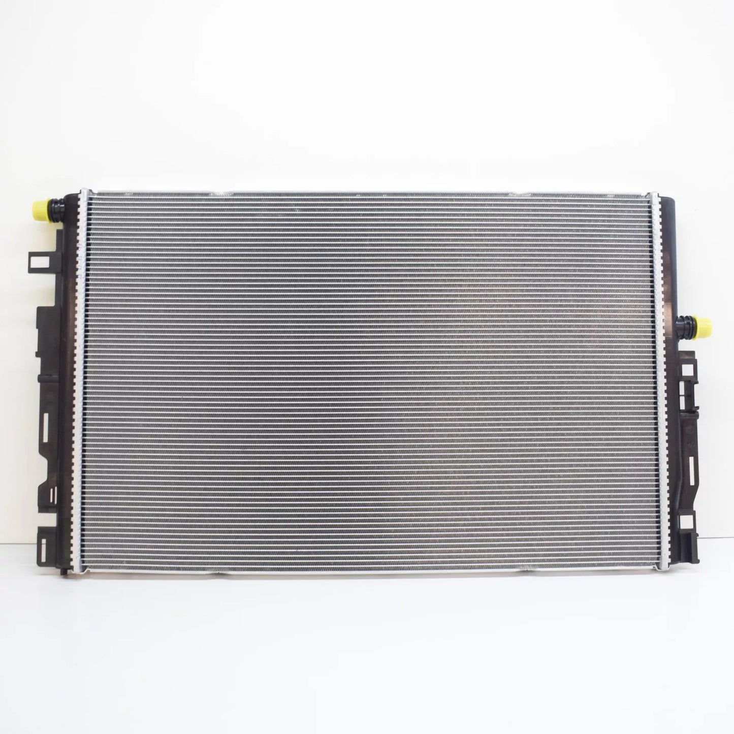 NEW MERCEDES-BENZ C-CLASS W205 AMG WATER COOLER RADIATOR A0995005403