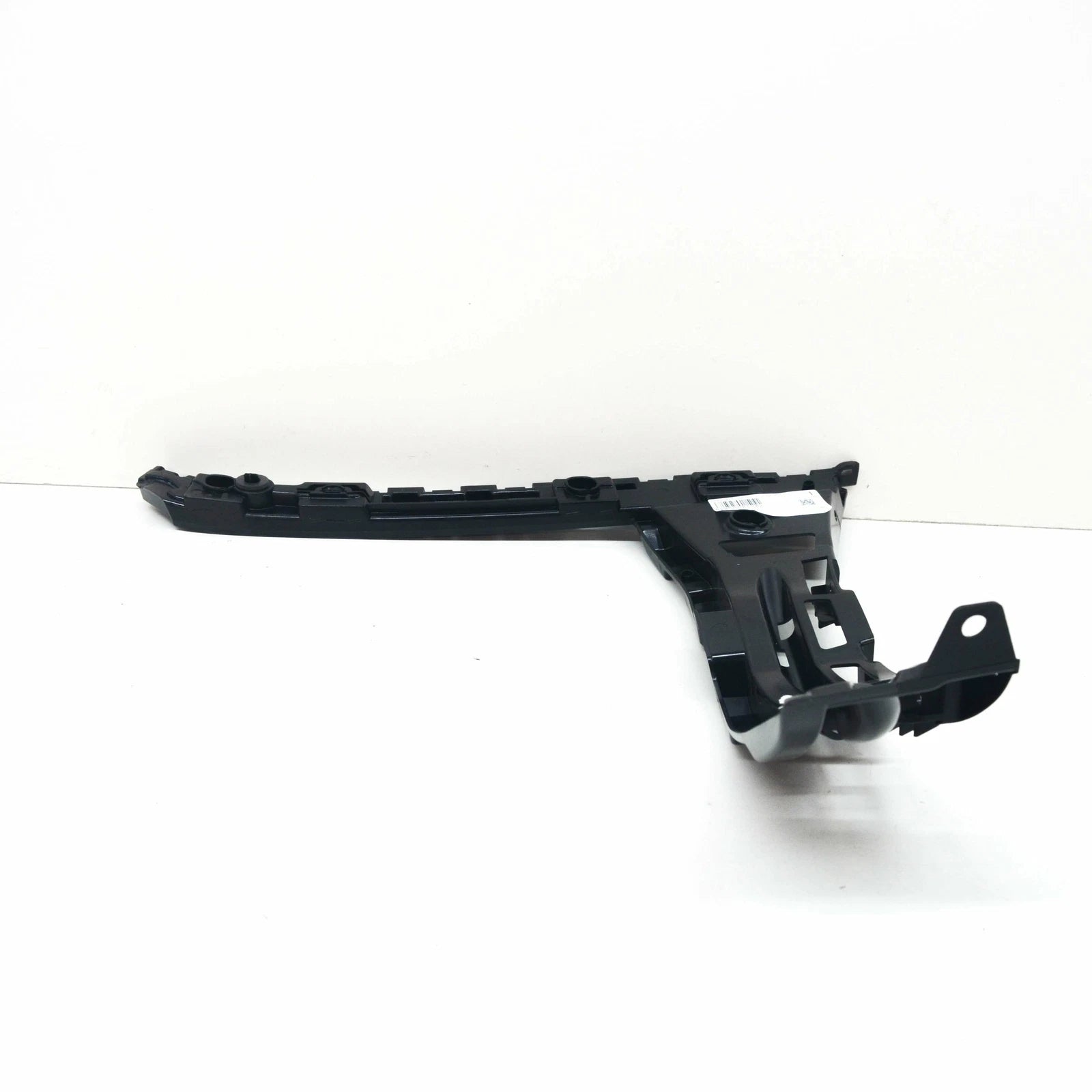 NEW MERCEDES-BENZ C-CLASS W205 REAR BUMPER LEFT SIDE BRACKET A2058801702