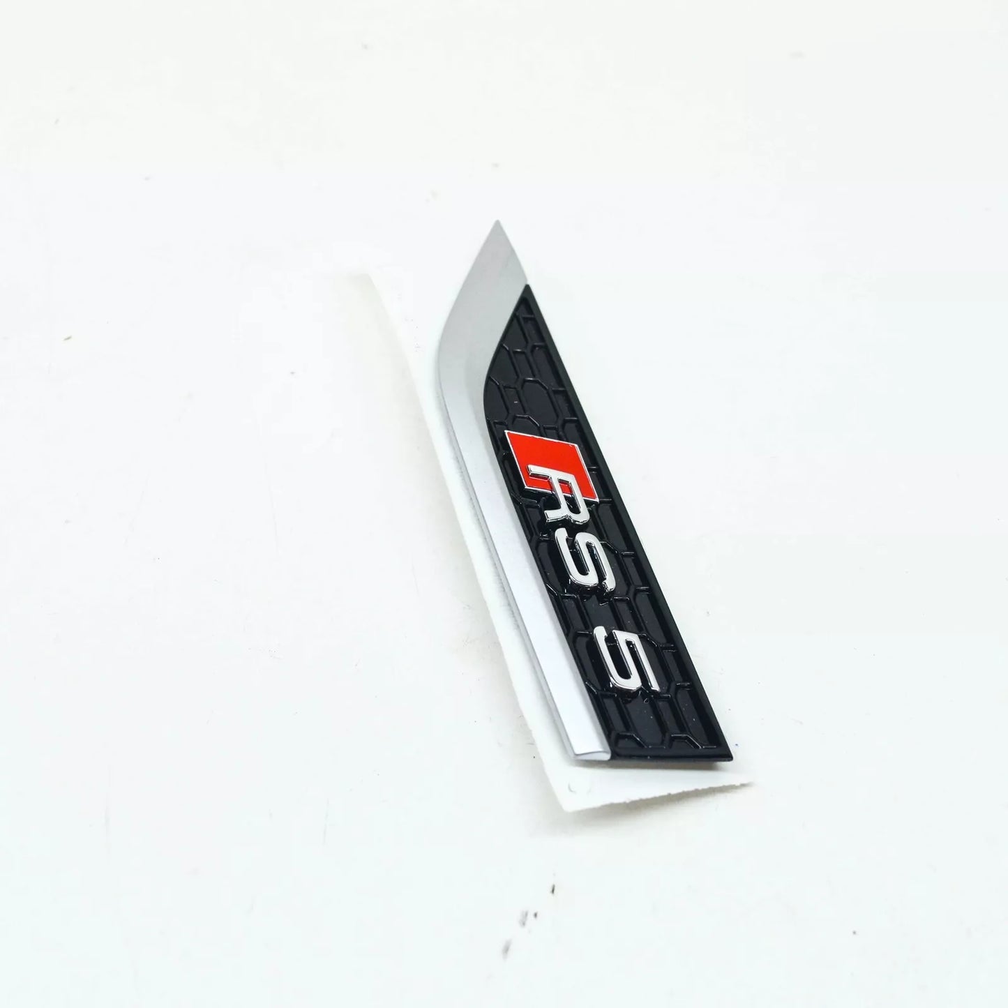 NEW AUDI RS5 8W6 FRONT LEFT FENDER WING EMBLEM BADGE 8W6853601DPUZ ORIGINAL
