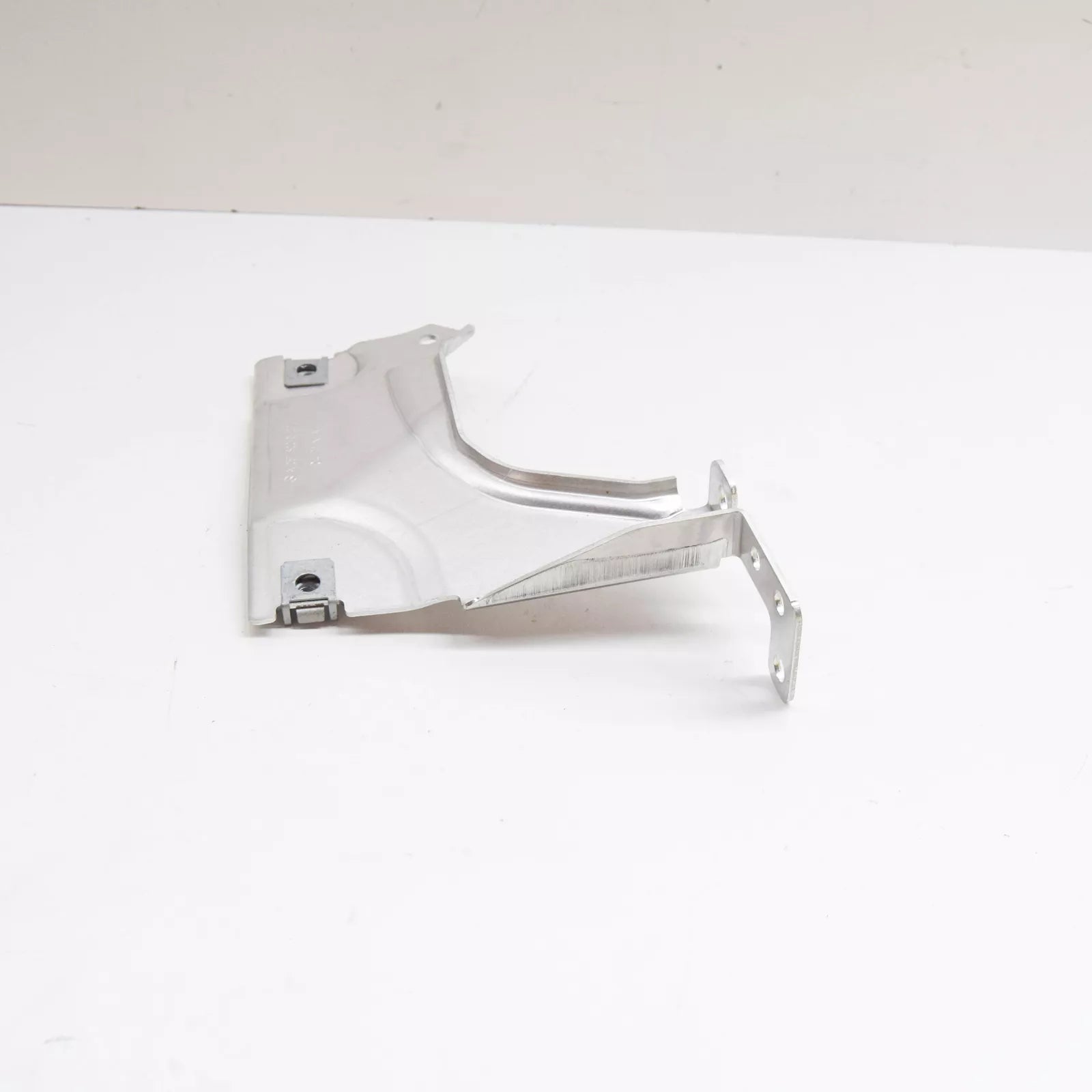 NEW MERCEDES-BENZ CLS C257 FRONT LEFT CROSSMEMBER BRACING A2576220100 ORIGINAL