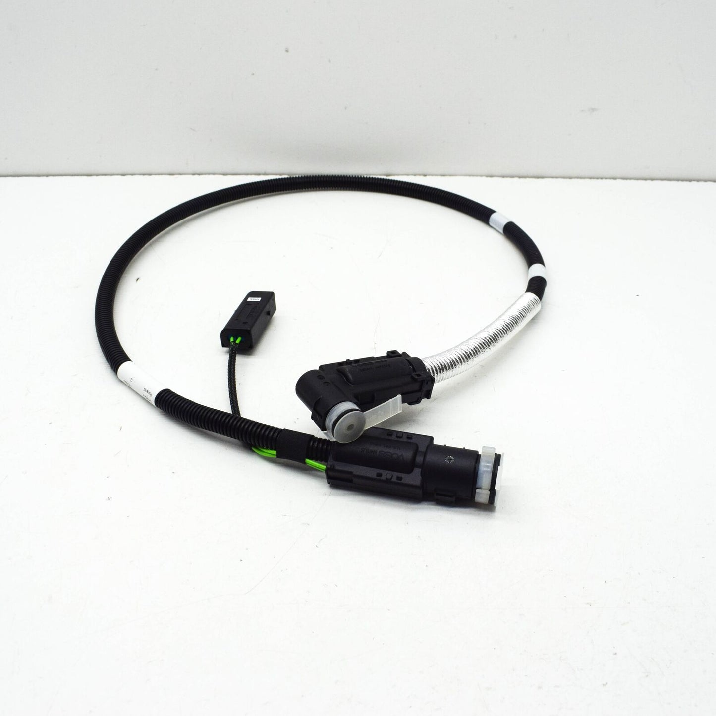 NEW MB VITO W447 ADBLUE ADDITIVE FUEL PRESSURE LINE LHD A4474700464 ORIGINAL