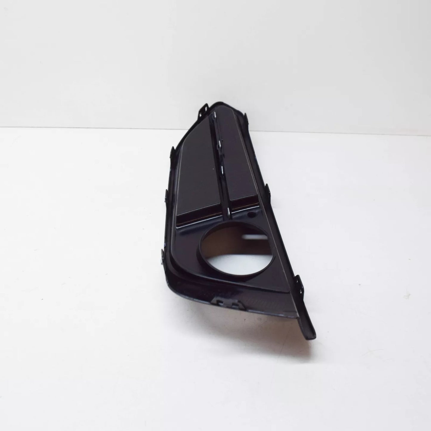 NEW BMW 2 F22 RIGHT FOG LIGHT CLOSED GRILLE SPORT 51117343732 2015 ORIGINAL