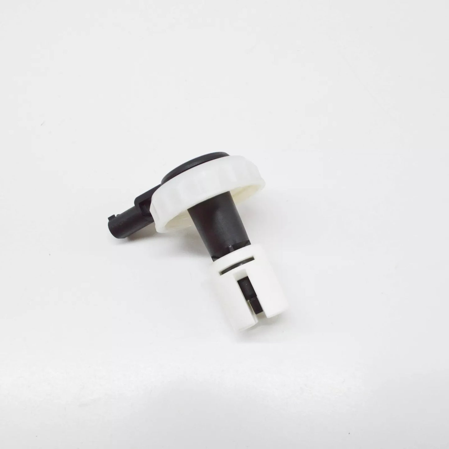 NEW BMW 5 E60 BRAKE FLUID RESERVOIR CAP WITH WARNING SWITCH 34316761075 ORIGINAL