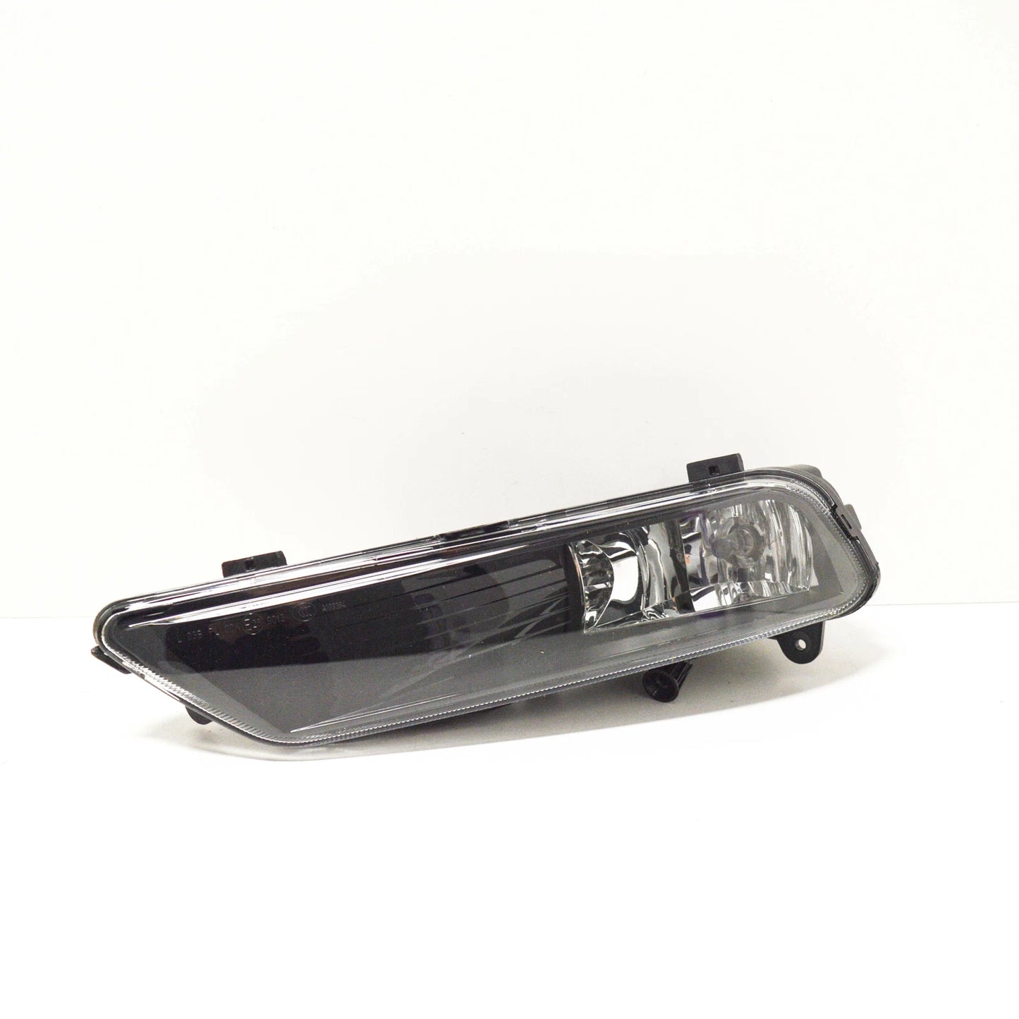 NEW VW GOLF MK7 R-LINE FRONT BUMPER LEFT FOG LIGHT LAMP 5GG941661B