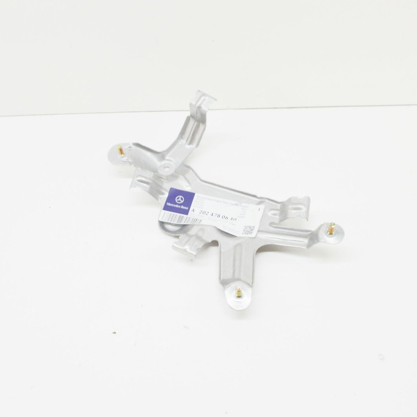 NEW MERCEDES-BENZ SLK R170 FUEL PUMP REAR BRACKET A2024780640 ORIGINAL