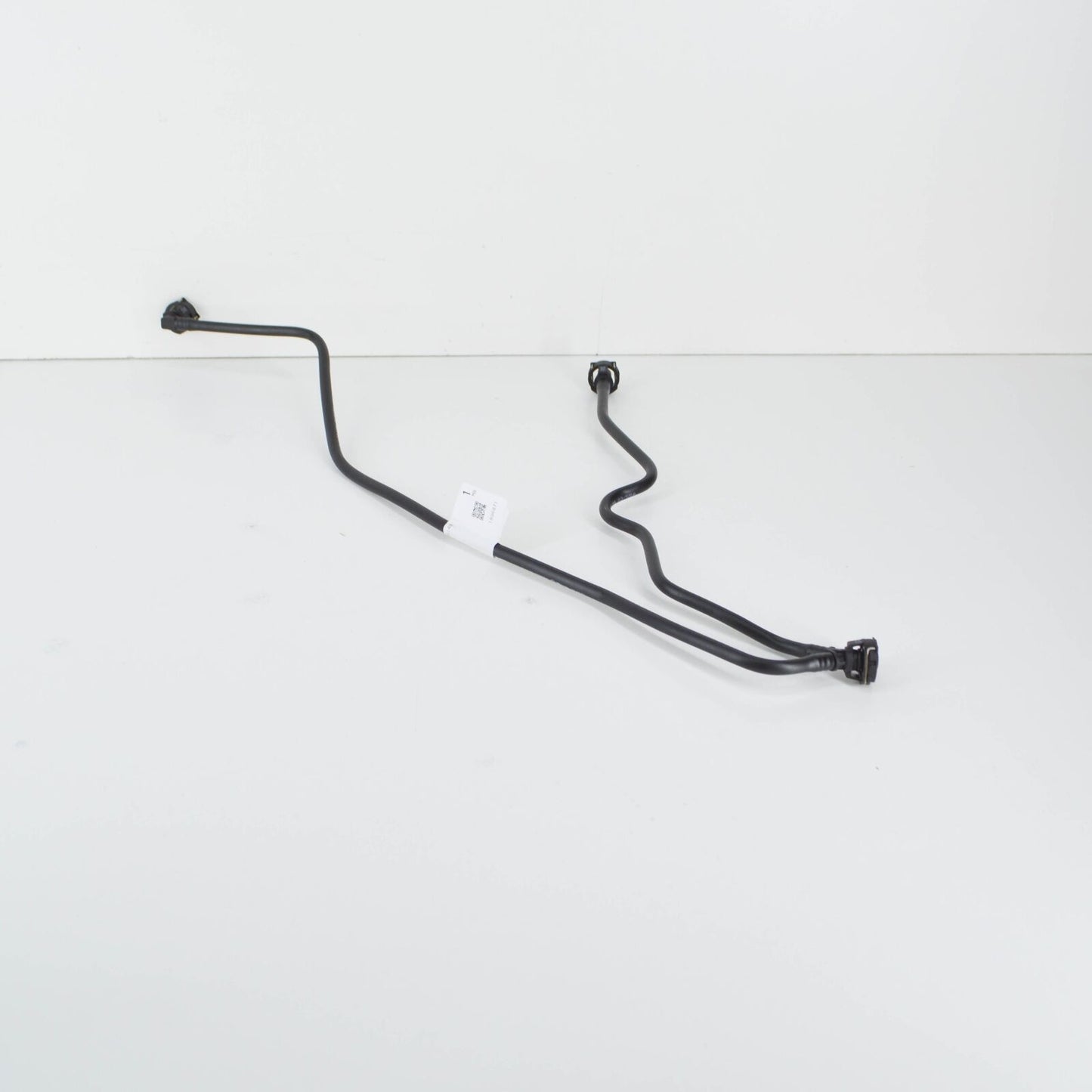 NEW MB CLA C117 AMG 2.0 PETROL 265KW EXPANSION TANK PIPE A1765010125 ORIGINAL