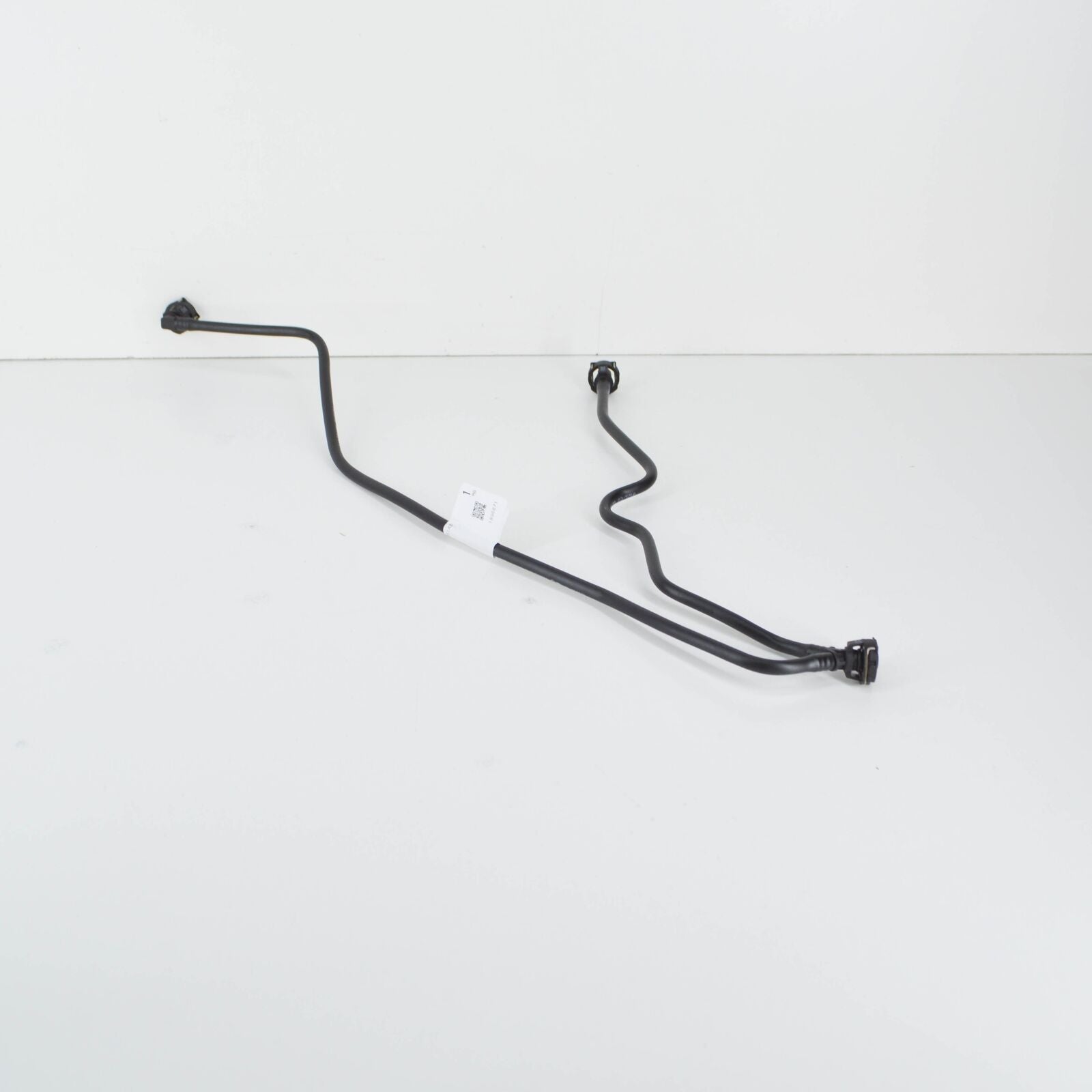 NEW MB CLA C117 AMG 2.0 PETROL 265KW EXPANSION TANK PIPE A1765010125 ORIGINAL