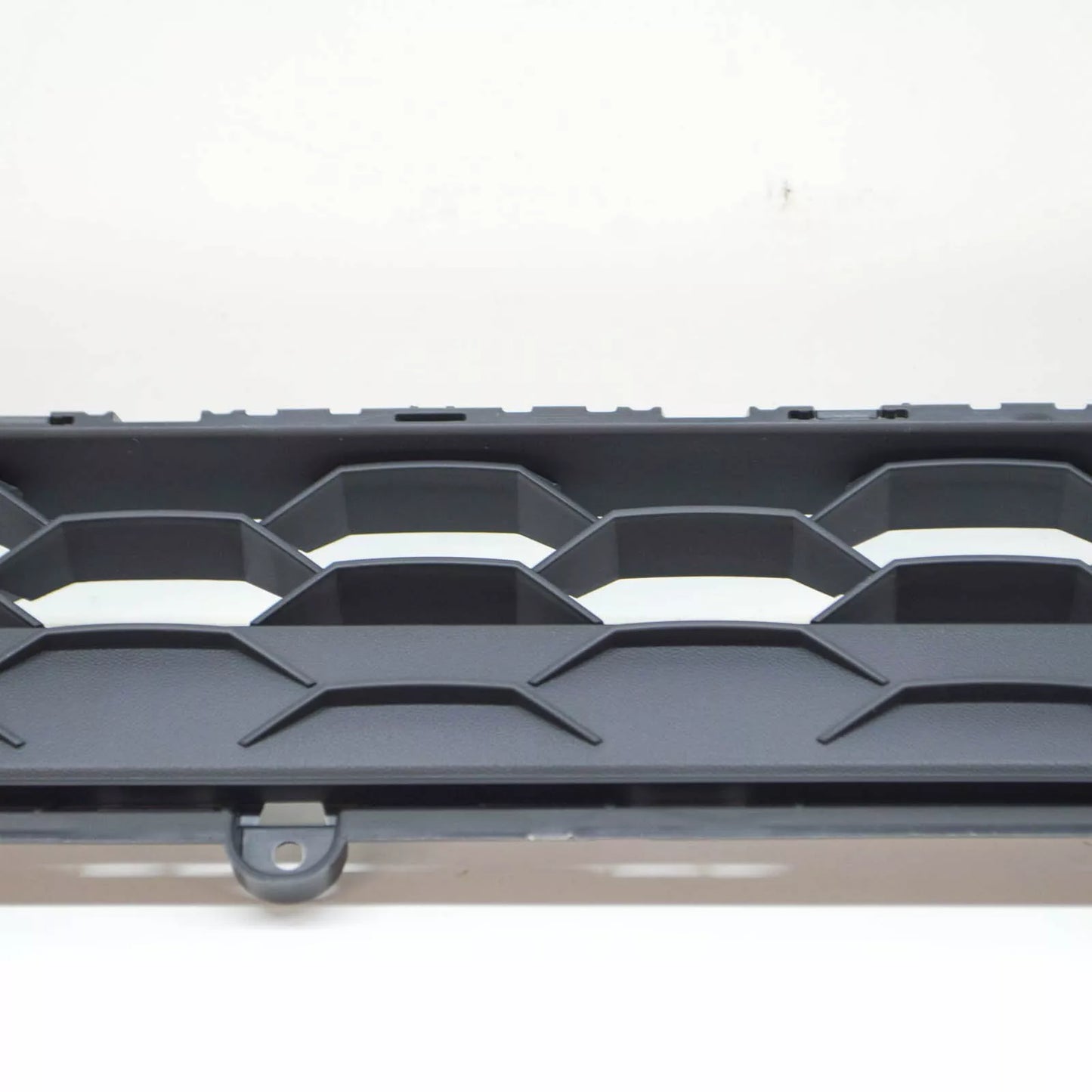 NEW VW TIGUAN AD/BW MK2 FRONT BUMPER CENTER VENT GRILLE 5NA853671B9B9 ORIGINAL