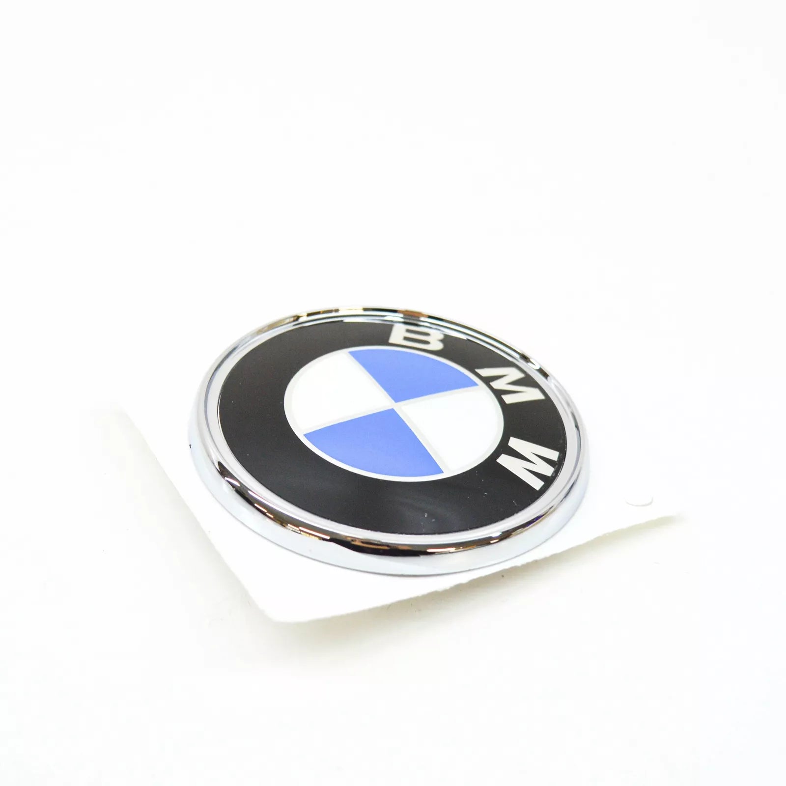 NEW BMW E36 WAGON BMW EMBLEM BADGE 8238420 51148238420 ORIGINAL