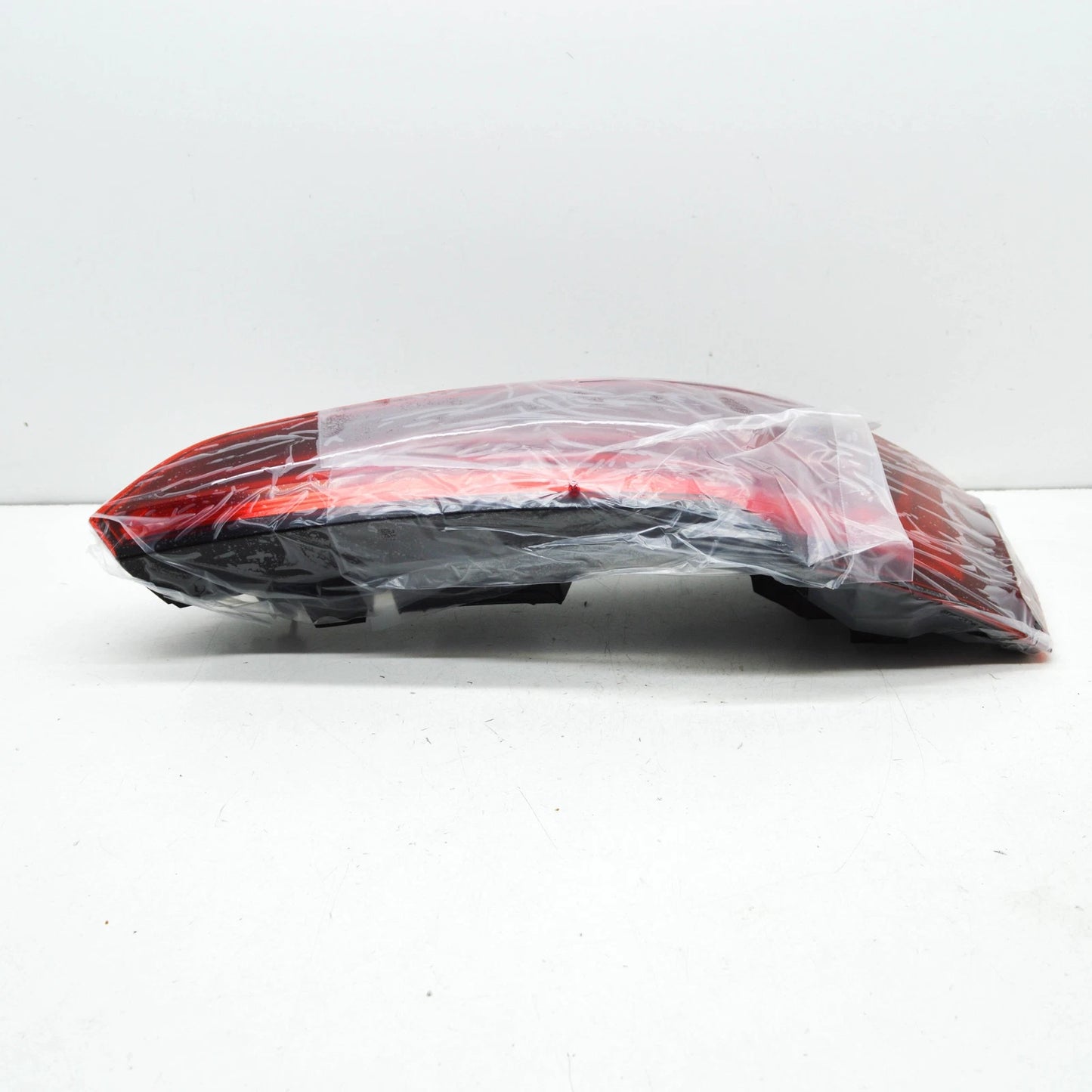 NEW AUDI Q5 FY 80A SPORTBACK REAR RIGHT TAILLIGHT 80A945076B ORIGINAL