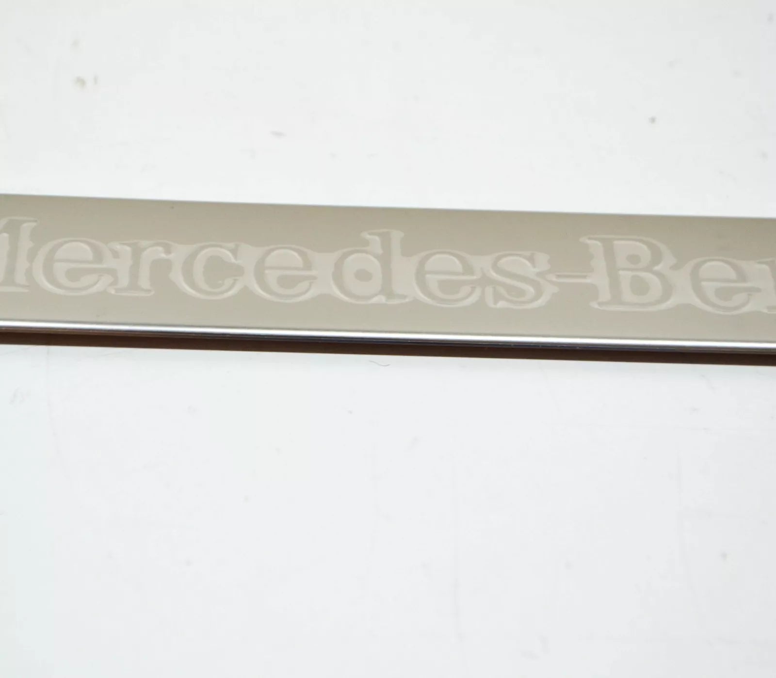 NEW MERCEDES-BENZ C W205 FRONT OUTSIDE LEFT SILL TRIM A2056802210