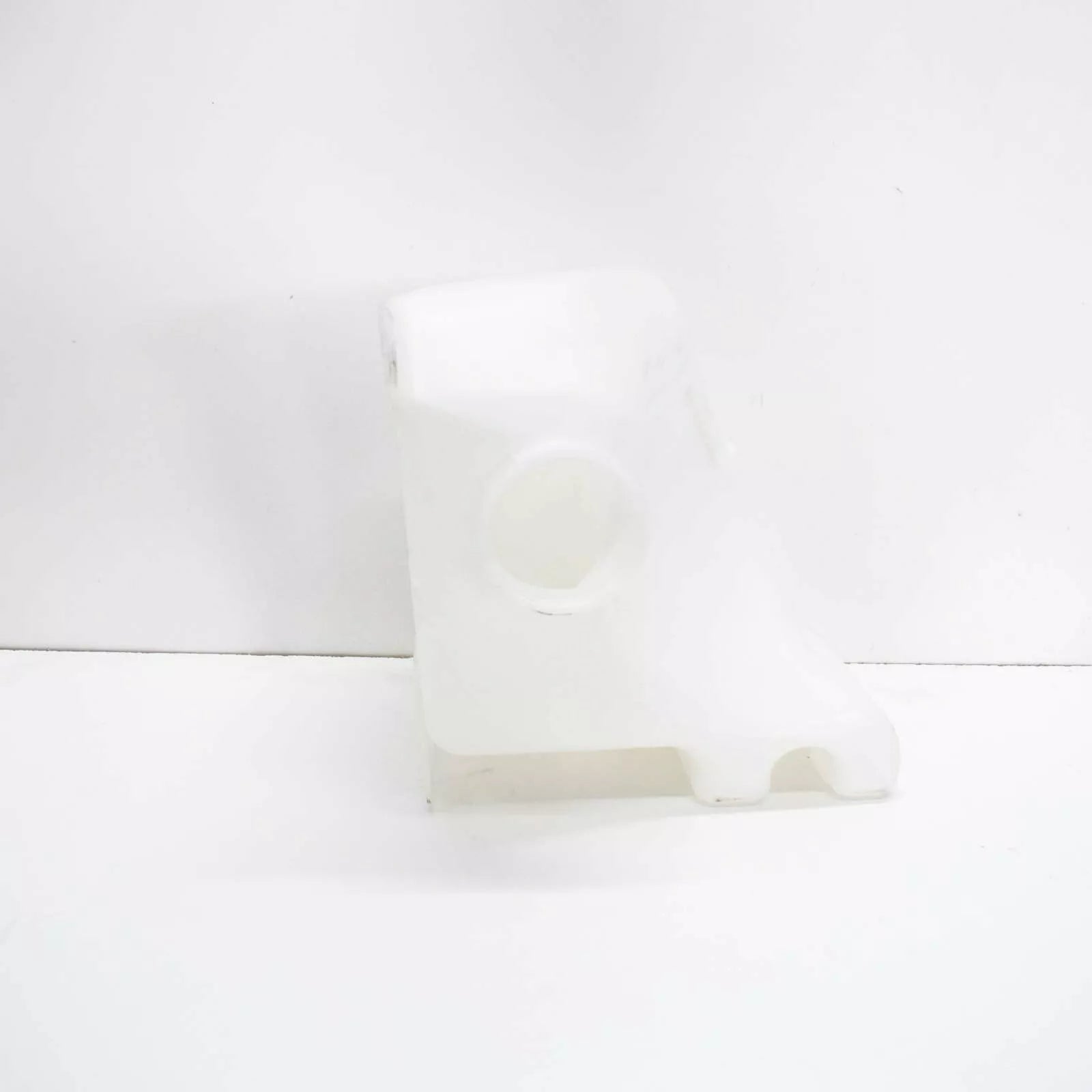 NEW MERCEDES-BENZ VITO W639 WINDSHIELD WASHER TANK RHD A0008695020