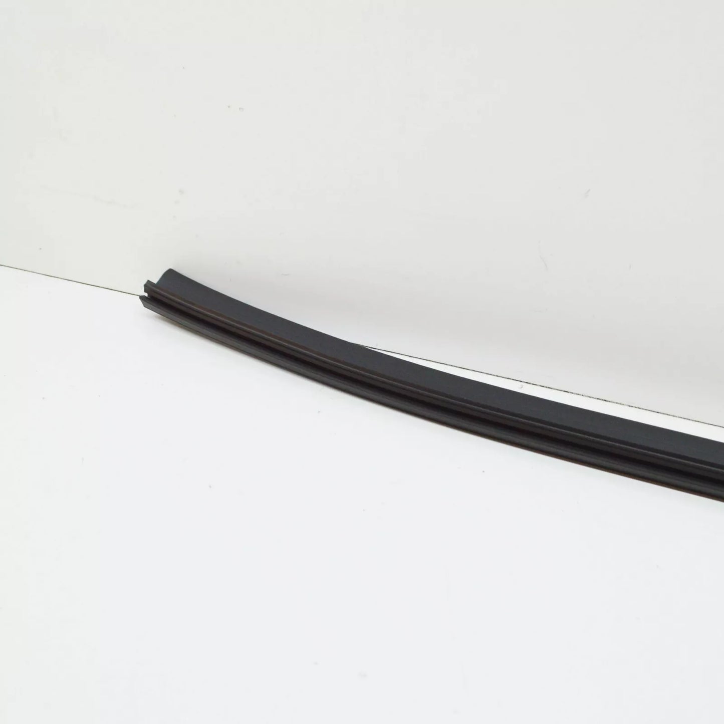 NEW MB C W205 FRONT BUMPER UPPER FRONT END SEALING A2056281300 ORIGINAL