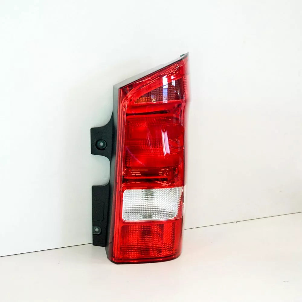NEW MERCEDES-BENZ VITO W447 REAR RIGHT TAILLIGHT A4478201264