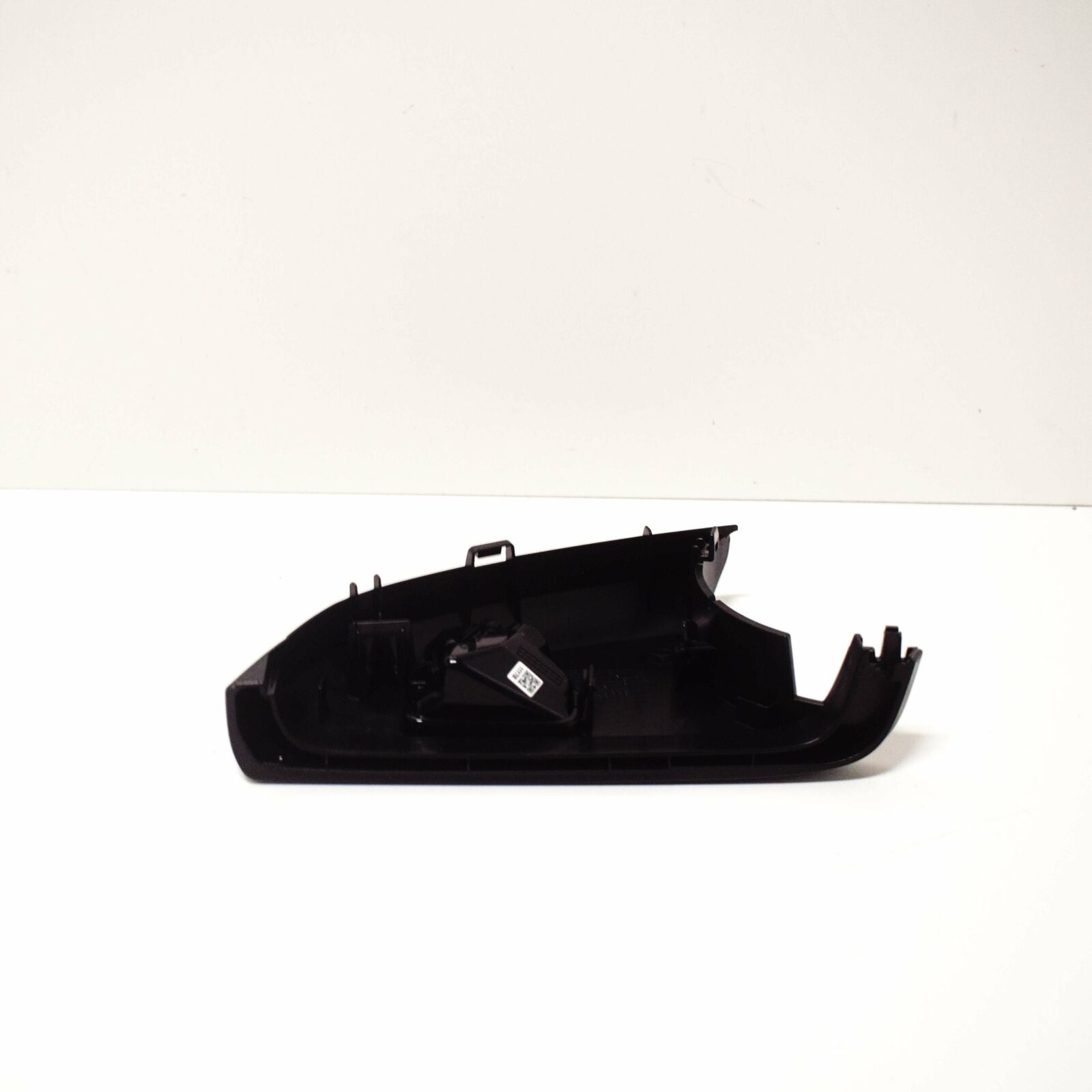 NEW MERCEDES-BENZ C-CLASS W205 LEFT WING MIRROR LOWER COVER A2048100115 ORIGINAL