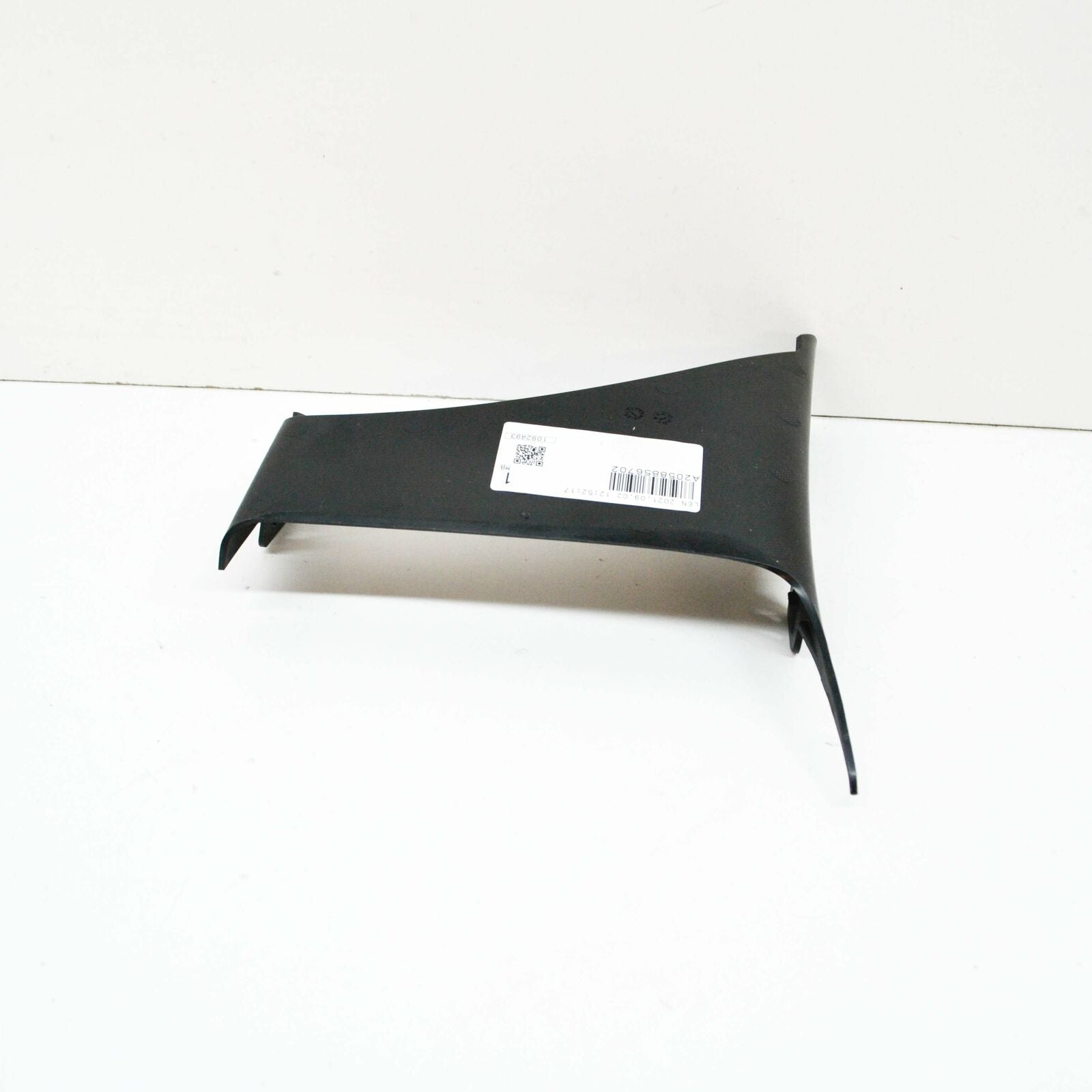 NEW MERCEDES BENZ C W205 FRONT LEFT BUMPER COVER TRIM A2058856702 ORIGINAL